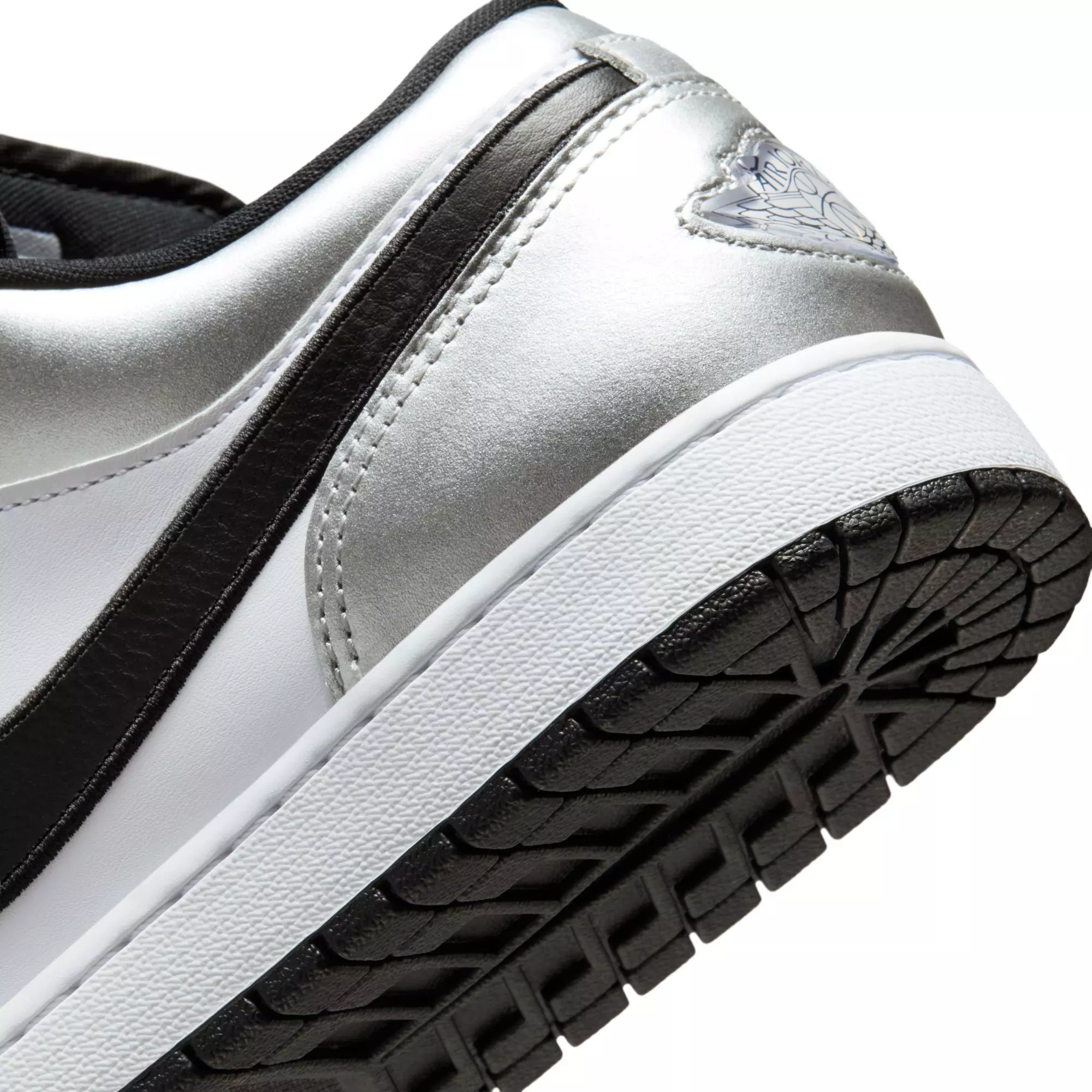 Jordan 1 Low SE "White/Black/Metallic Silver" Men's Shoe - WHITE/BLACK/SILVER