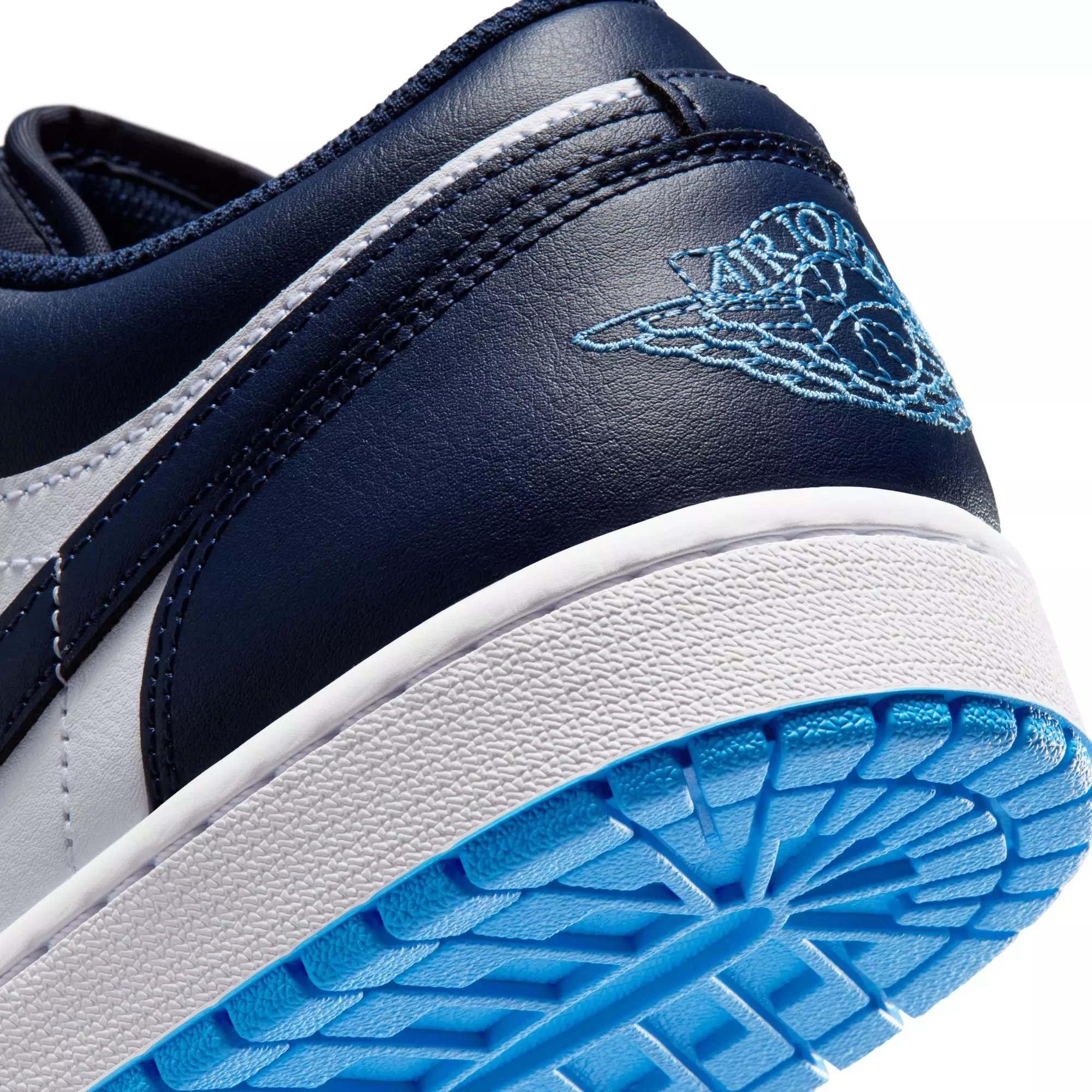 Jordan 1 Low "Midnght Navy/University Blue/White" Men's Shoe - NAVY/WHITE/LT BLUE