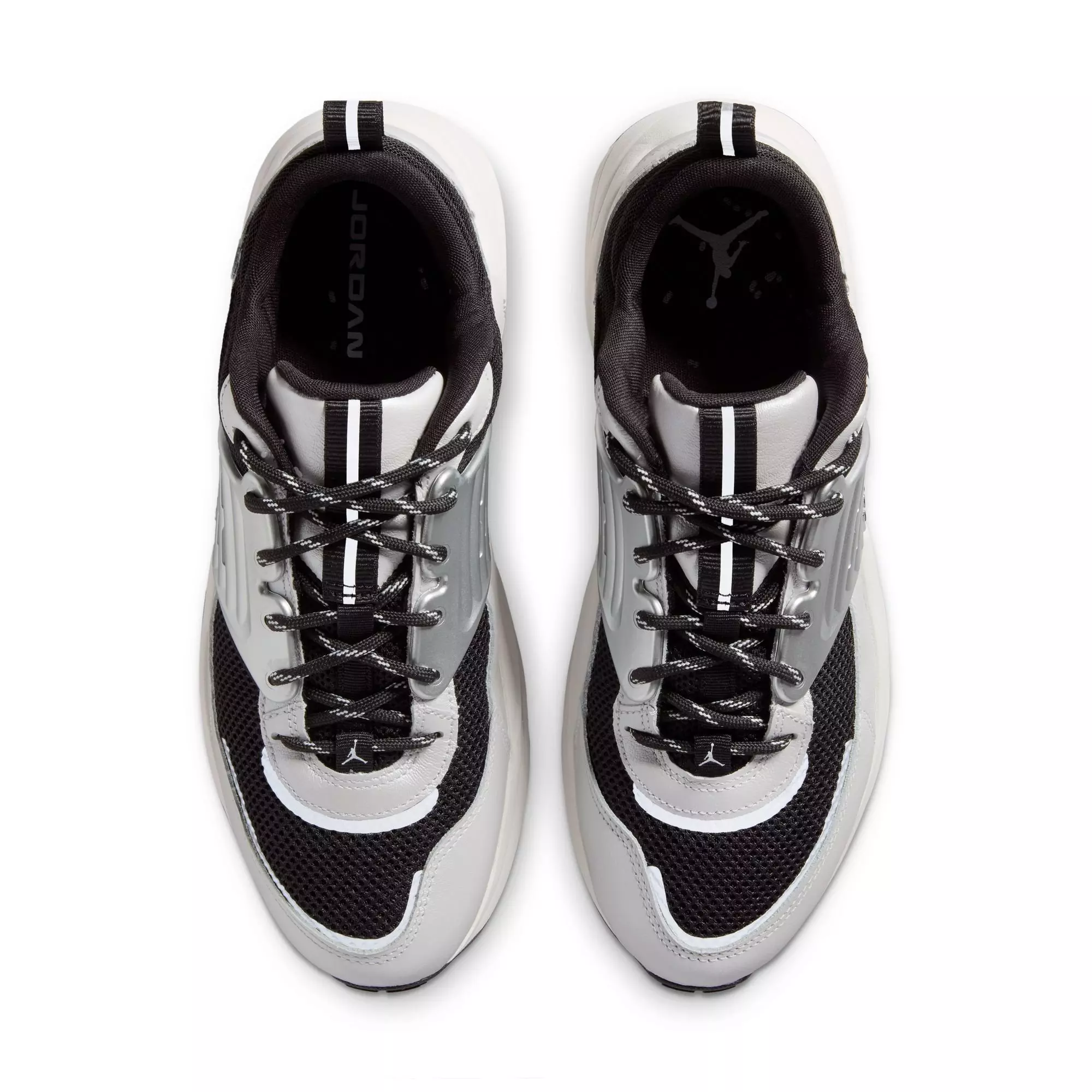 Jordan Trunner O/S "Photon Dust/White/Black/Sail" Men's Shoe - WHITE/BLACK/SILVER