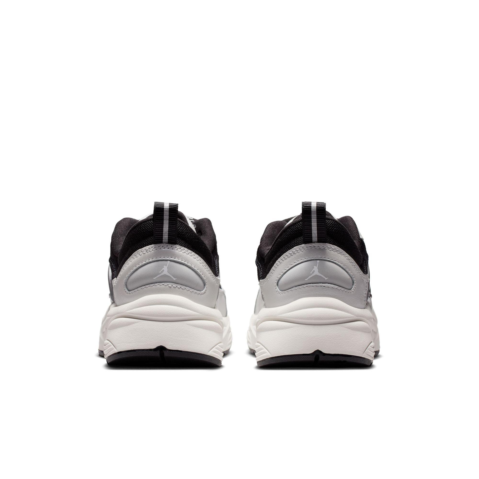 Jordan Trunner O/S "Photon Dust/White/Black/Sail" Men's Shoe - WHITE/BLACK/SILVER Thumbnail View 7