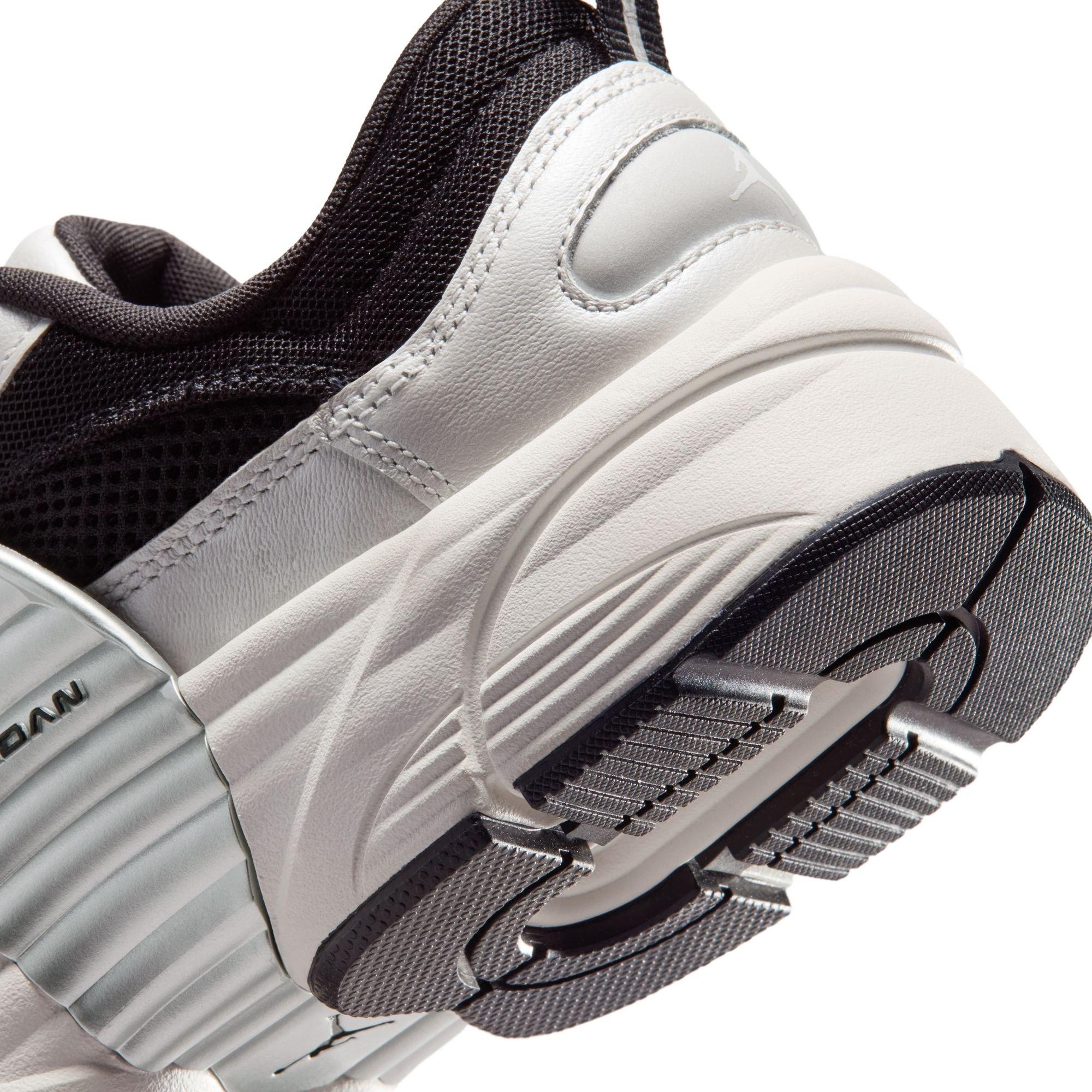 Jordan Trunner O/S "Photon Dust/White/Black/Sail" Men's Shoe - WHITE/BLACK/SILVER Thumbnail View 10