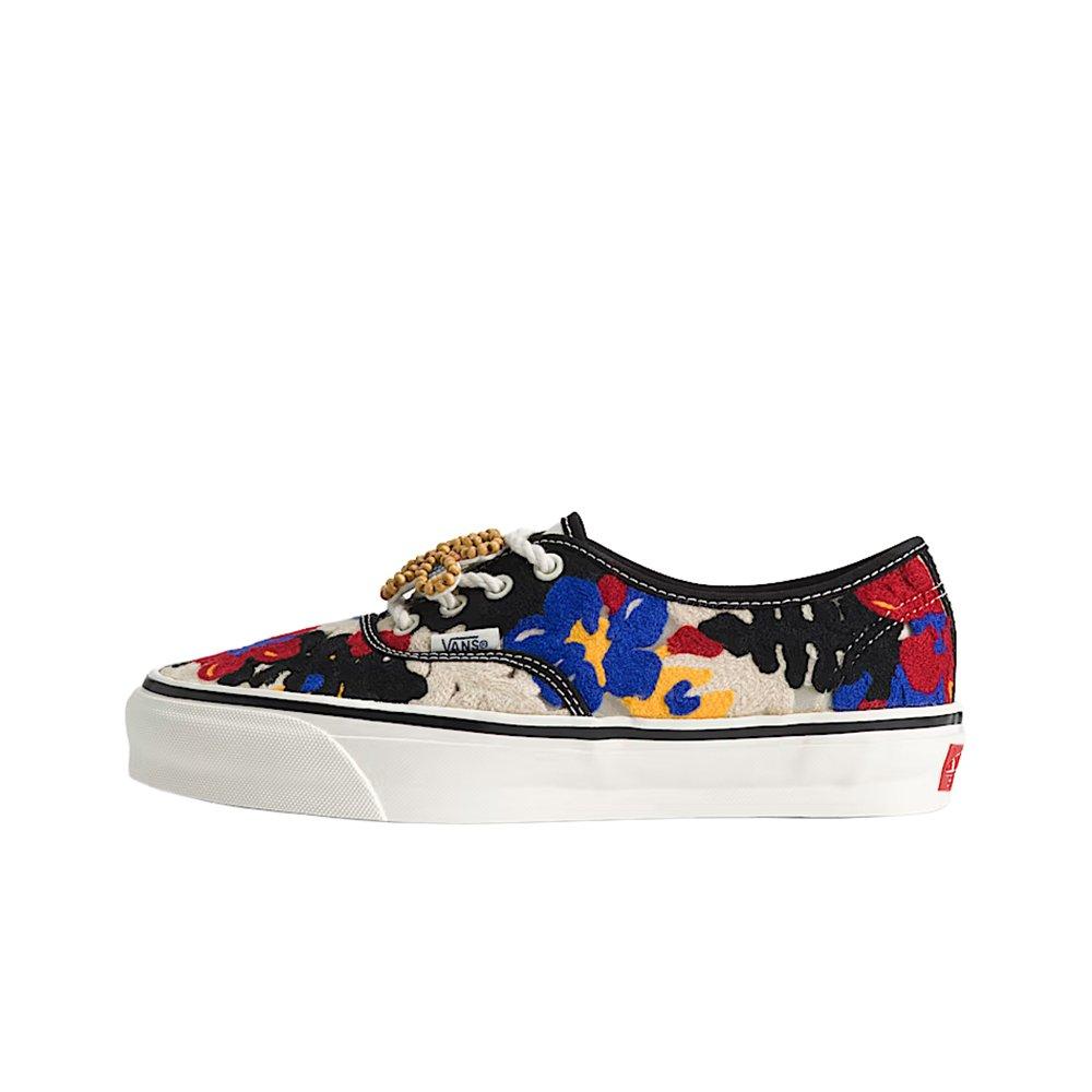 Vans Authentic Premium Crochet "Floral" Unisex Shoe - MULTI-COLOR Thumbnail View 1