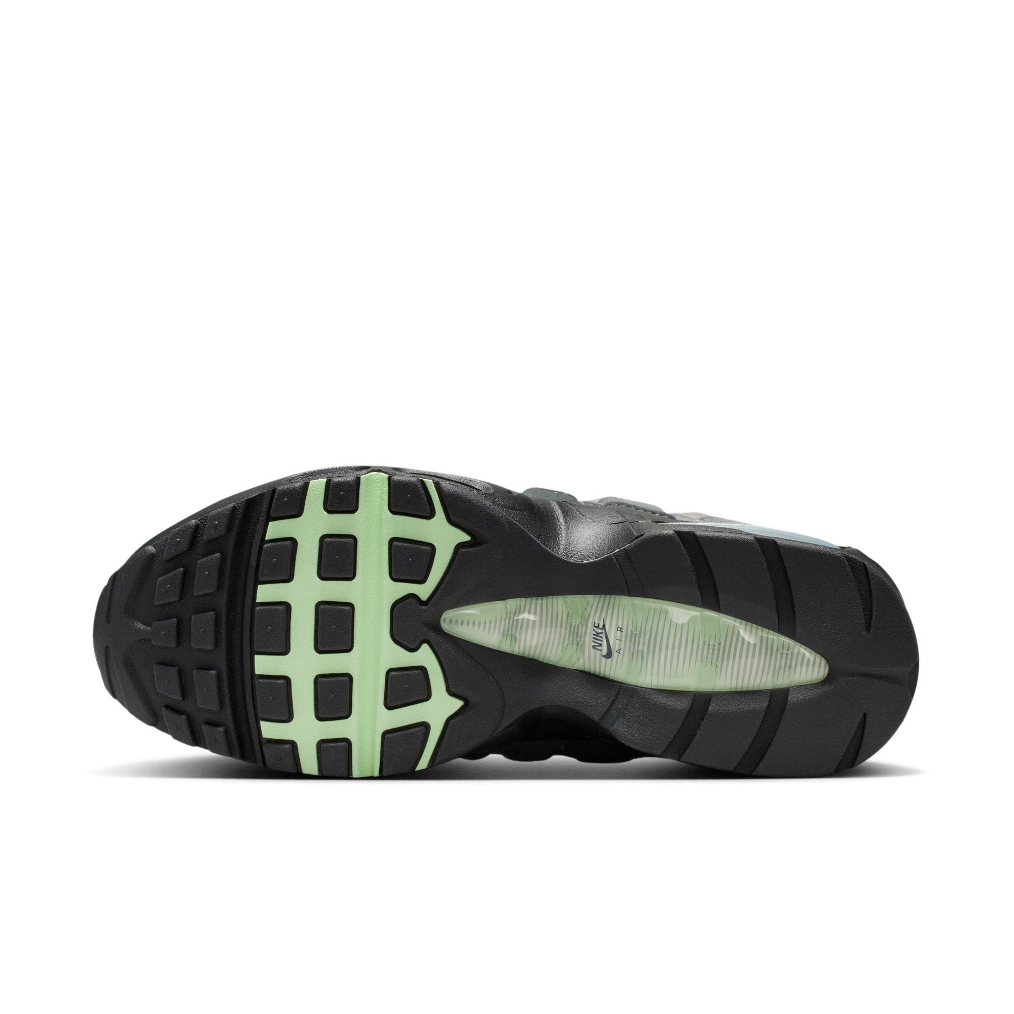 Nike Air Max 95 Big Bubble "Fresh Mint" Women's Shoe - BLACK/FRESH MINT/WHITE/MEDIUM GREY Thumbnail View 12