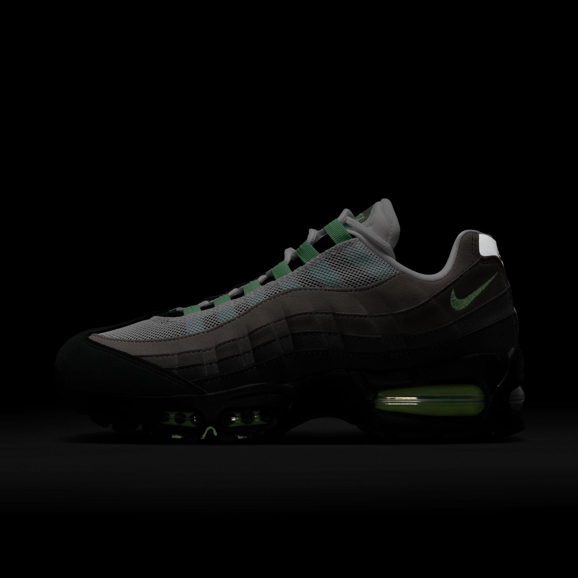 Nike Air Max 95 Big Bubble "Fresh Mint" Women's Shoe - BLACK/FRESH MINT/WHITE/MEDIUM GREY Thumbnail View 5