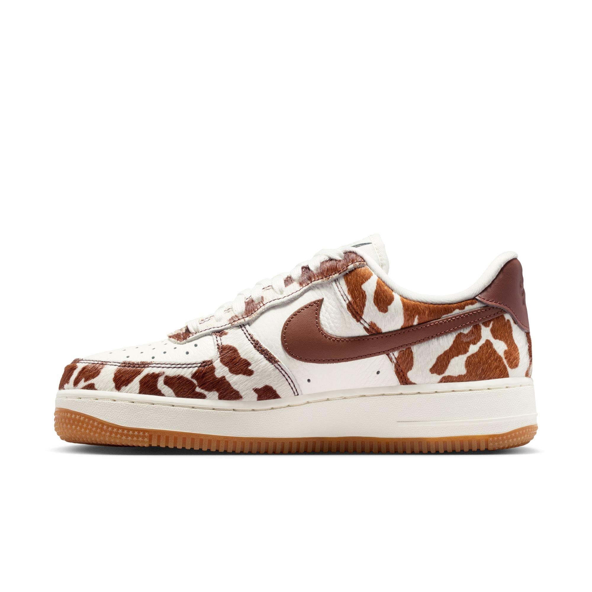 Nike Air Force 1 '07 "Field Brown/Sail" Women's Shoe - BROWN/WHITE Thumbnail View 4