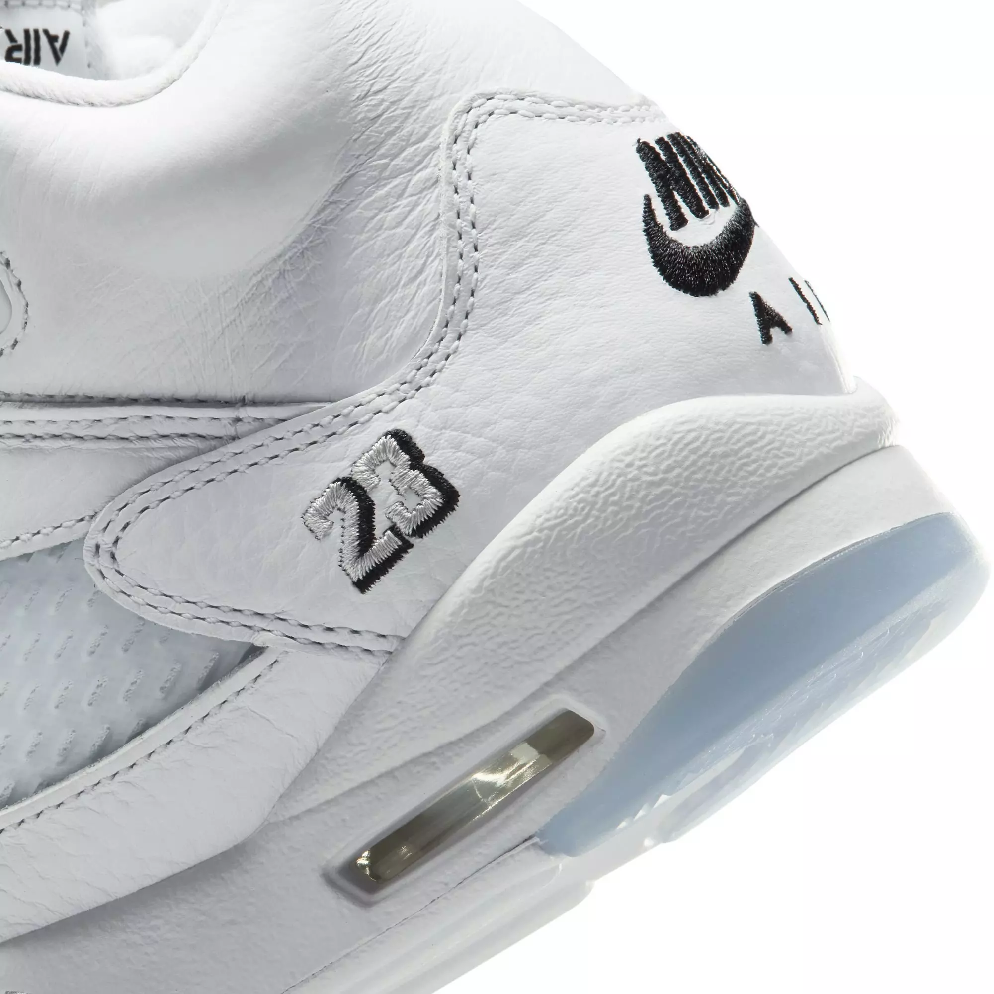 Jordan 5 Retro &ldquo;White Metallic&rdquo; Grade School Kids' Shoe - WHITE/BLACK/METALLIC SILVER