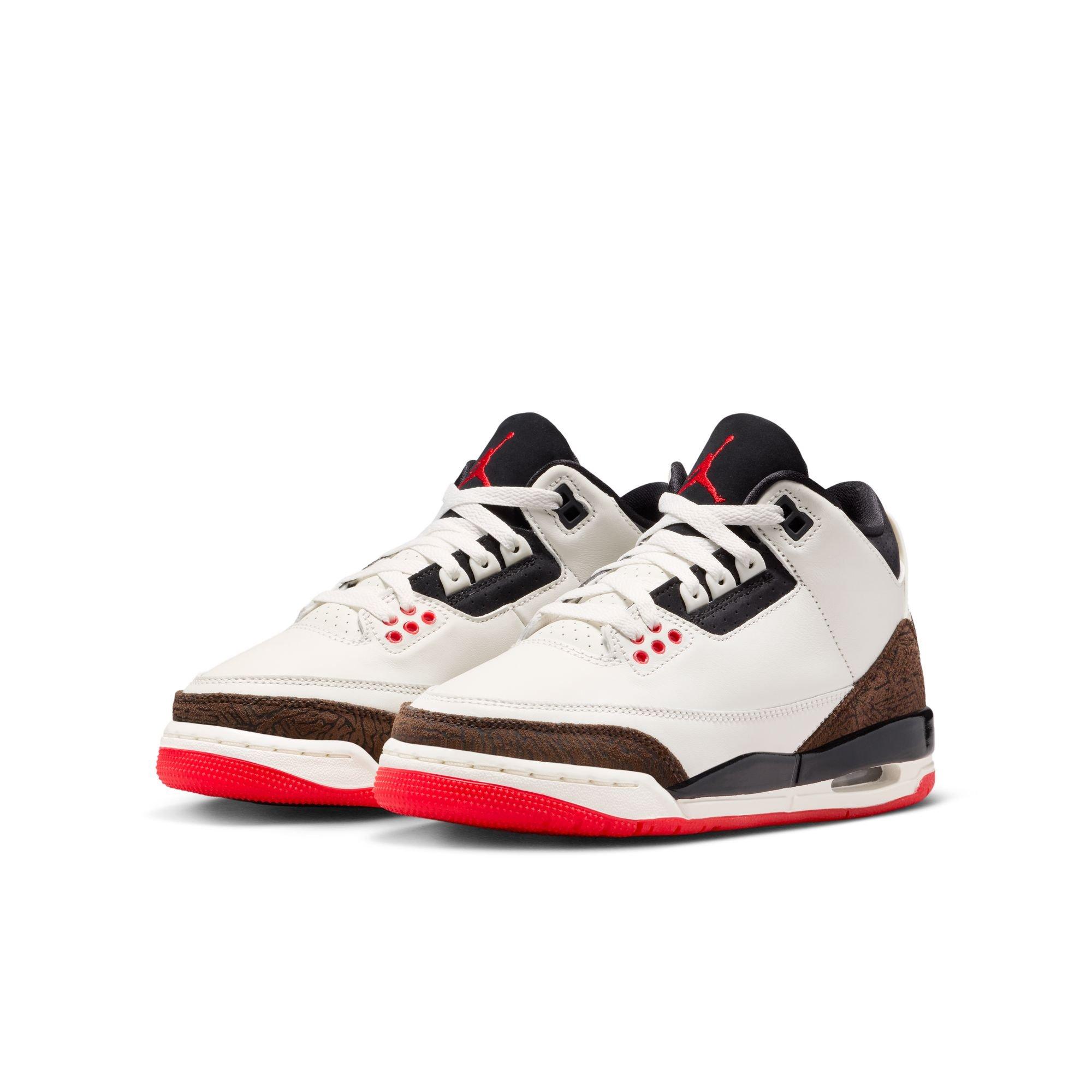 Jordan 3 Retro "World's Best" Grade School Kids' Shoe - SAIL/BLACK/UNIVERSITY RED/PALE IVORY Thumbnail View 4