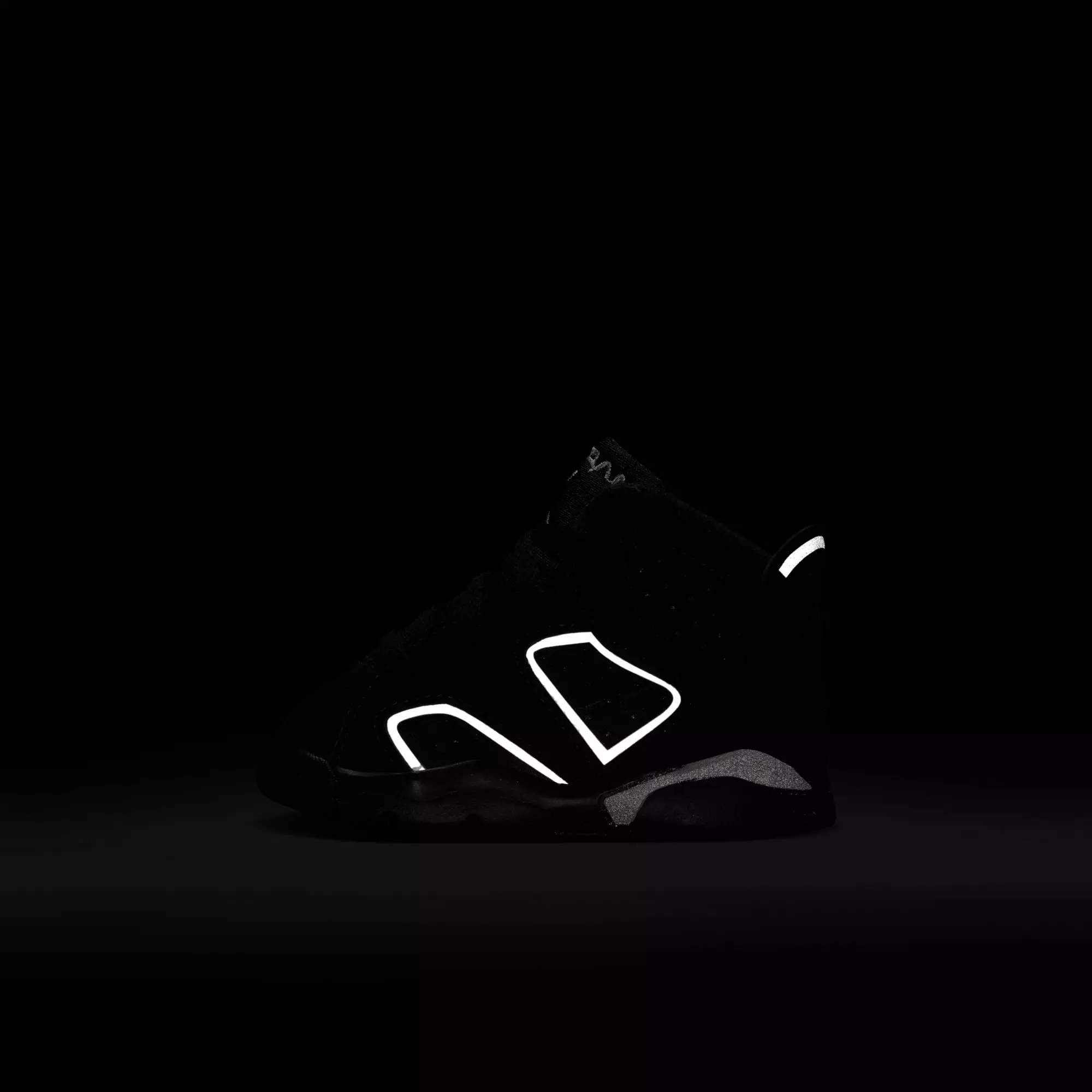 Jordan 6 Retro &ldquo;Cap and Gown&rdquo; Toddler Kids' Shoe - BLACK/REFLECT SILVER