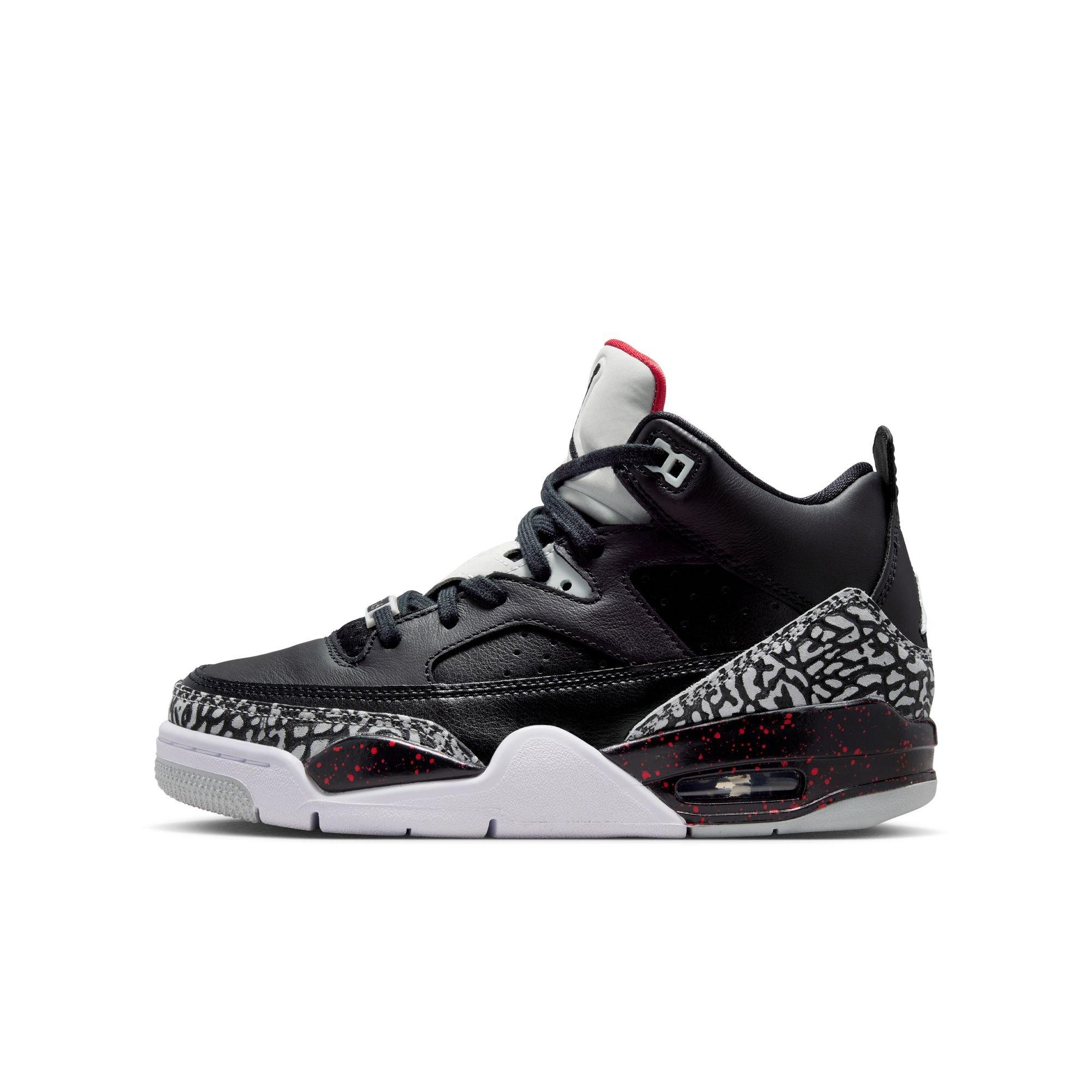 Jordan Son of Mars Low "Black/University Red/Grey Mist" Grade School Boys' Shoe - BLACK Thumbnail View 3