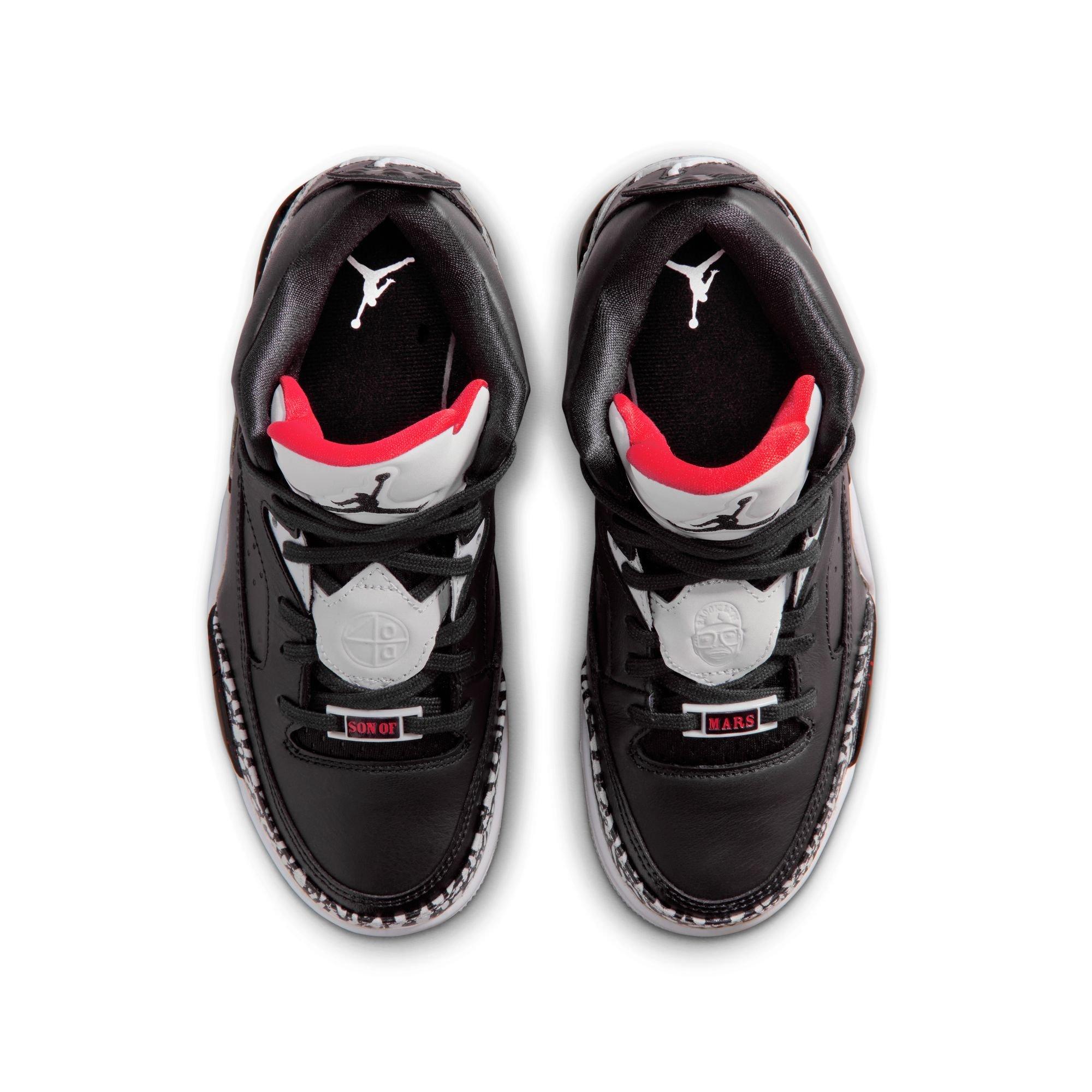Jordan Son of Mars Low "Black/University Red/Grey Mist" Grade School Boys' Shoe - BLACK Thumbnail View 6