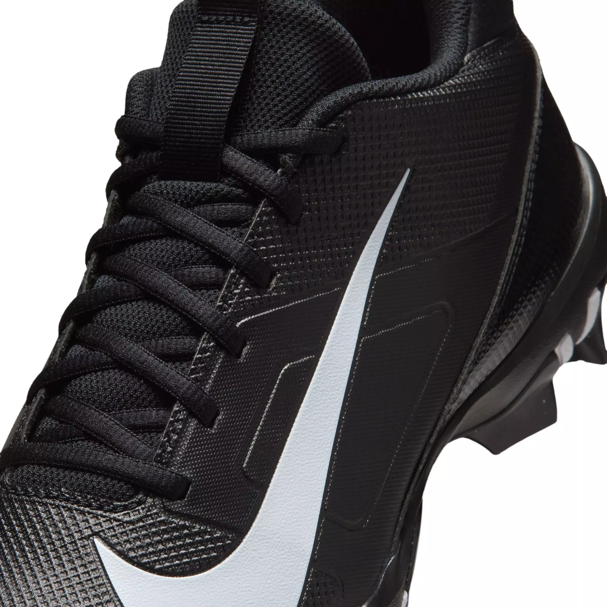 Nike Alpha Menace 4 Shark "Black/White" Men's Football Cleat - BLACK/WHITE