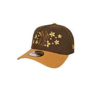 New Era New York Yankees 9FORTY A-Frame Cherry Blossom Snapback Hat-Brown