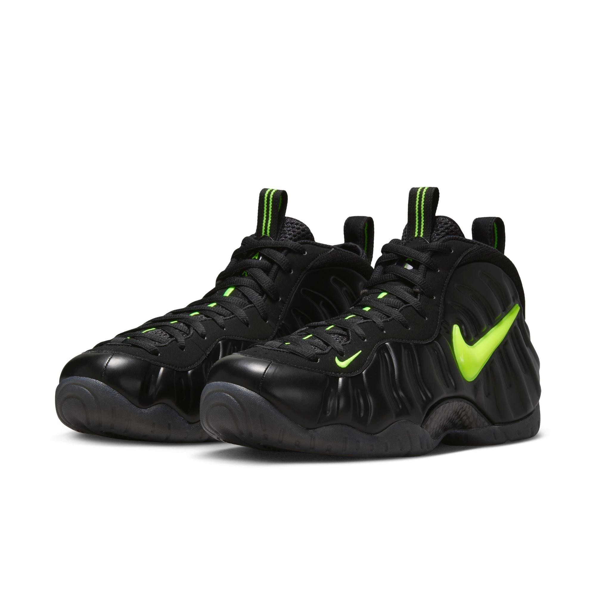 Nike Air Foamposite Pro "Voltage" Men's Shoe - BLACK/VOLTAGE YELLOW Thumbnail View 4