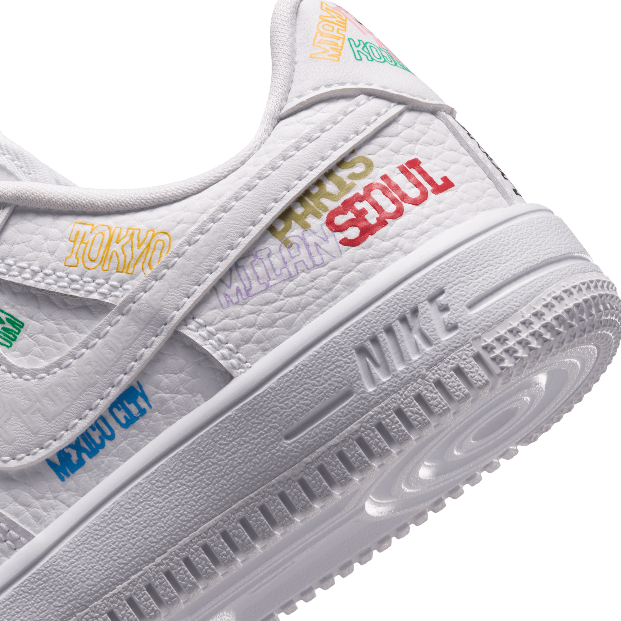Nike Air Force 1 Low LV8 3 "On Tour" Preschool Boys' Shoe - WHITE Thumbnail View 10