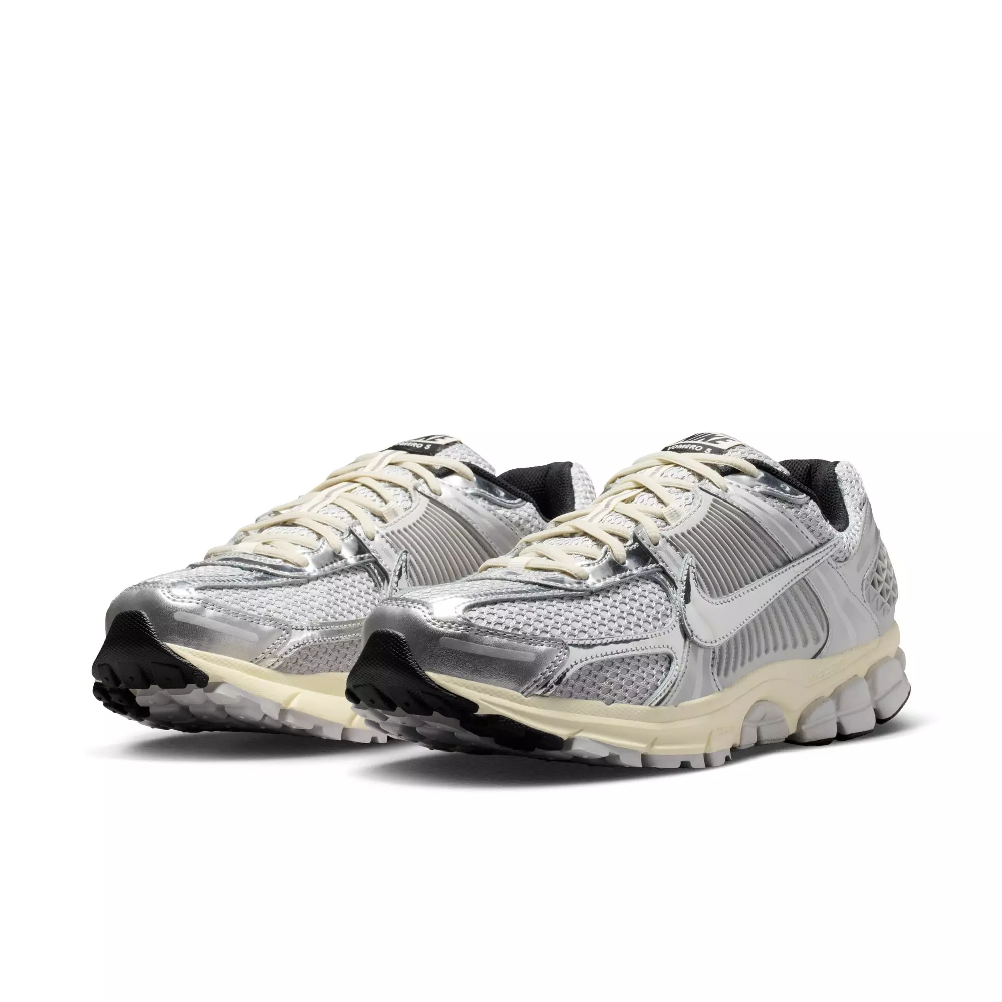 Nike Zoom Vomero 5 "Grey Fog/Chrome/Metallic Silver" Women's Shoe - SILVER