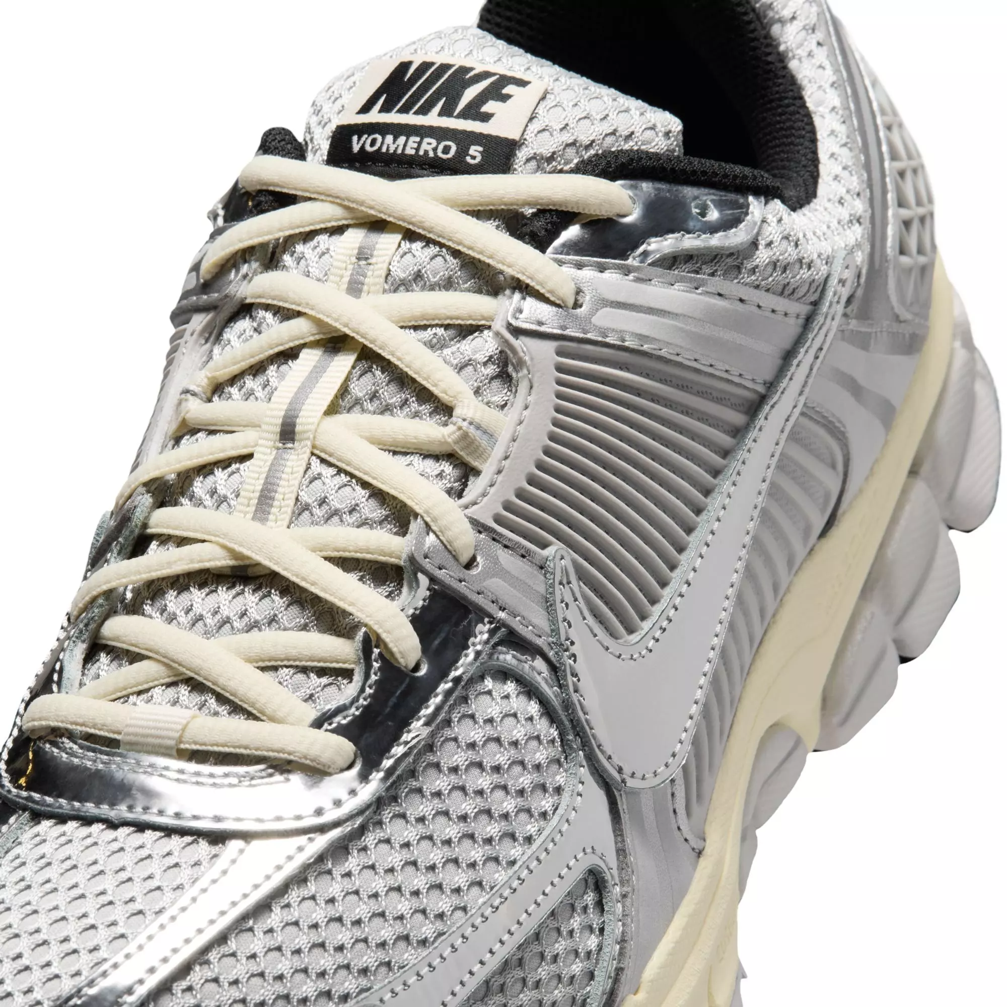 Nike Zoom Vomero 5 "Grey Fog/Chrome/Metallic Silver" Women's Shoe - SILVER