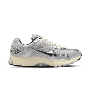 Nike Zoom Vomero 5 "Grey Fog/Chrome/Metallic Silver" Women's Shoe
