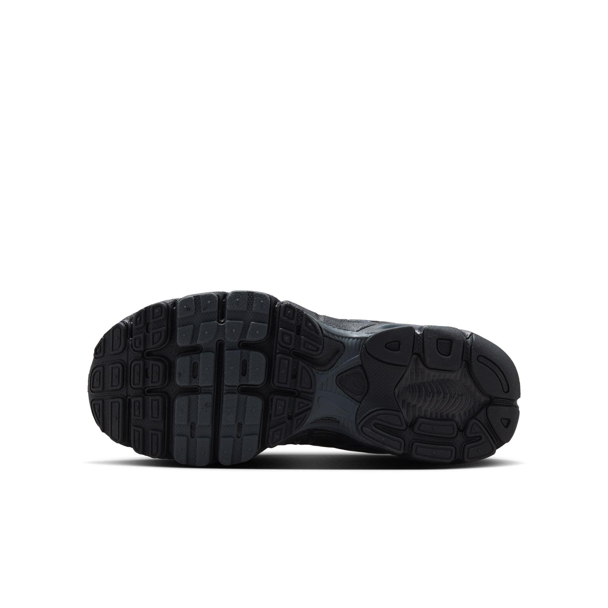 Nike Air Max Moto 2K "Black/Dk Smoke Grey/Mtlc Dark Grey" Grade School Boys' Shoe - BLACK/GREY Thumbnail View 9