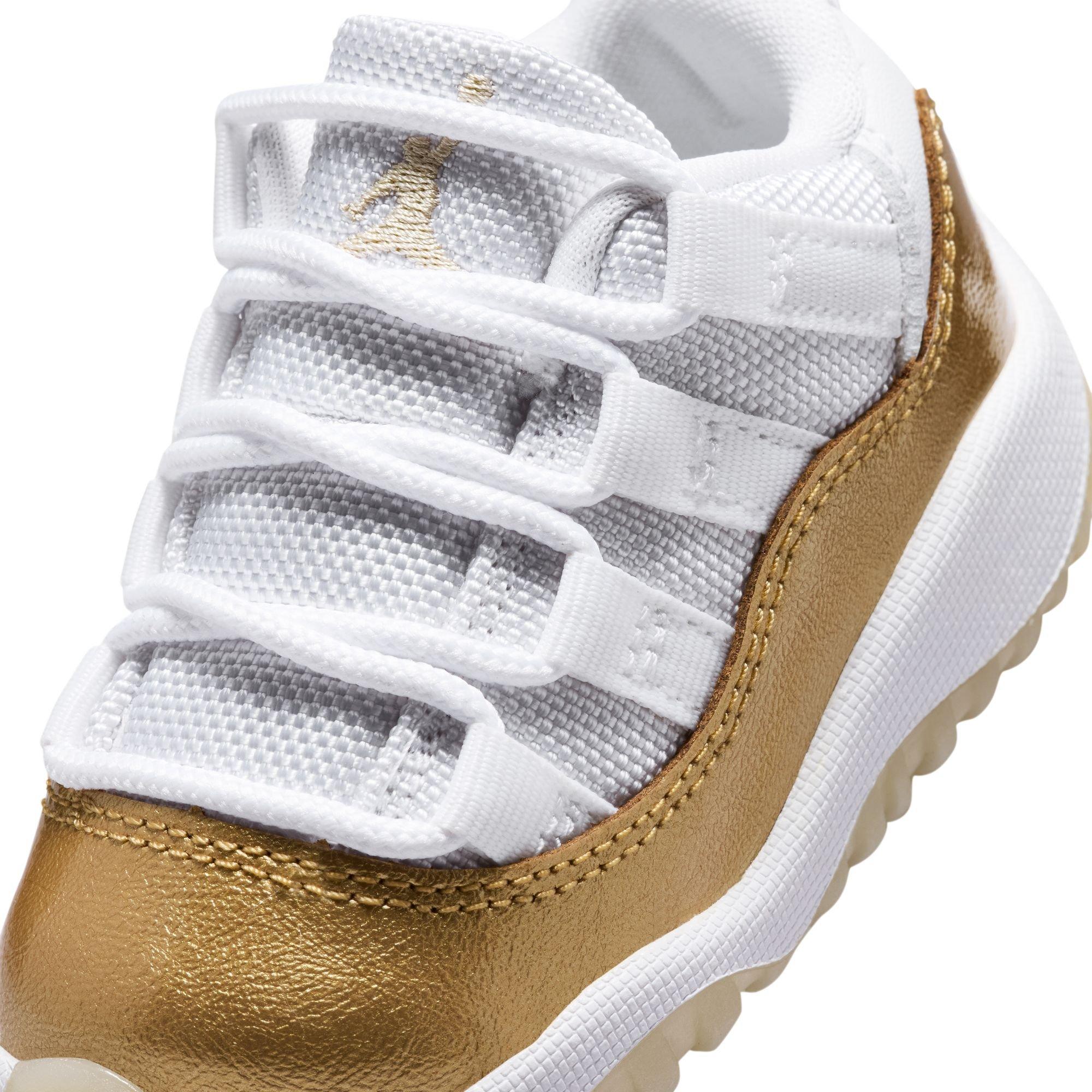 Jordan 11 Retro Low &ldquo;Mother's Day&rdquo; Toddler Girls' Shoe - WHITE/METALLIC GOLD Thumbnail View 5