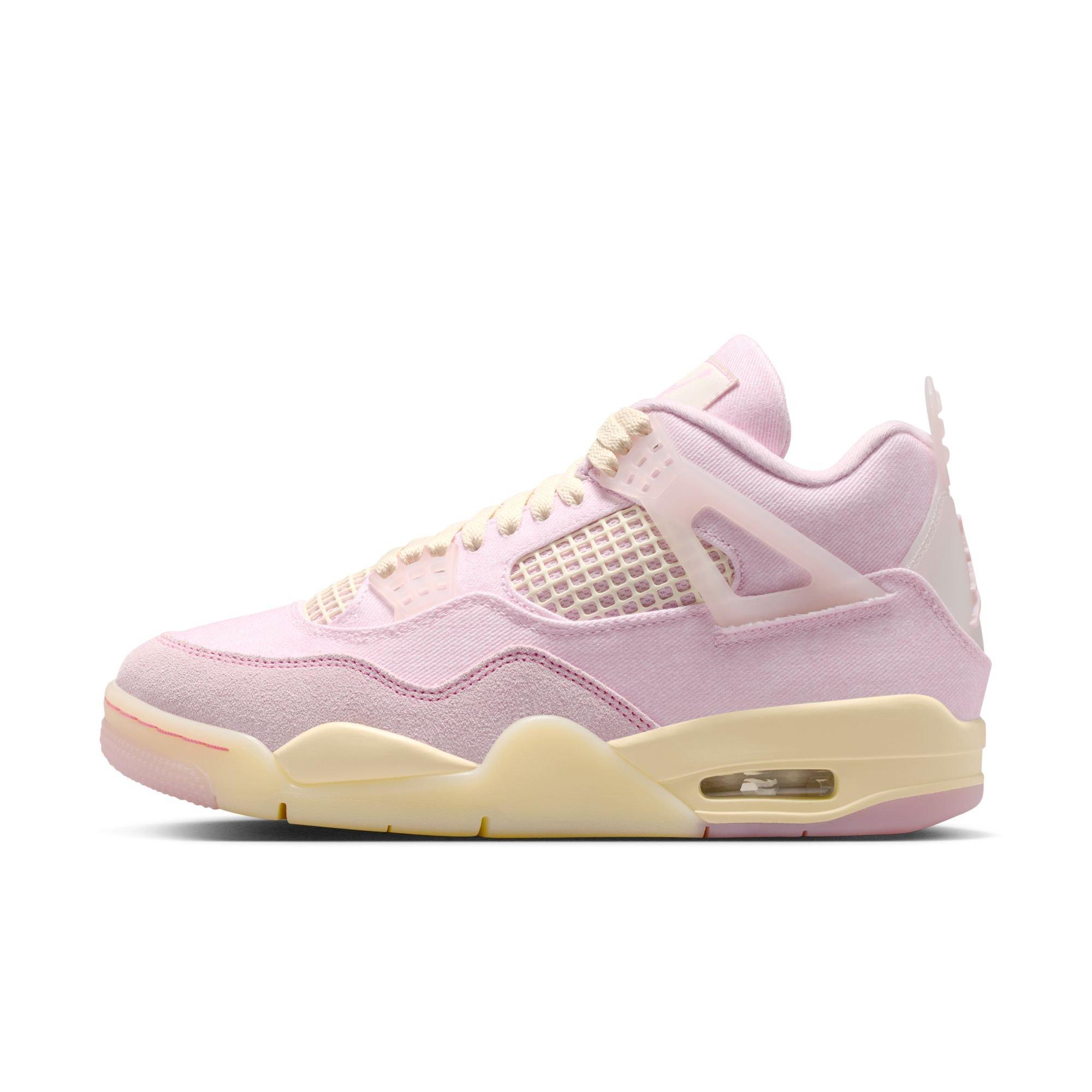 Jordan 4 Retro "Iced Carmine" Women's Shoe - PEARL PINK/ICED CARMINE/COCONUT MILK Thumbnail View 9