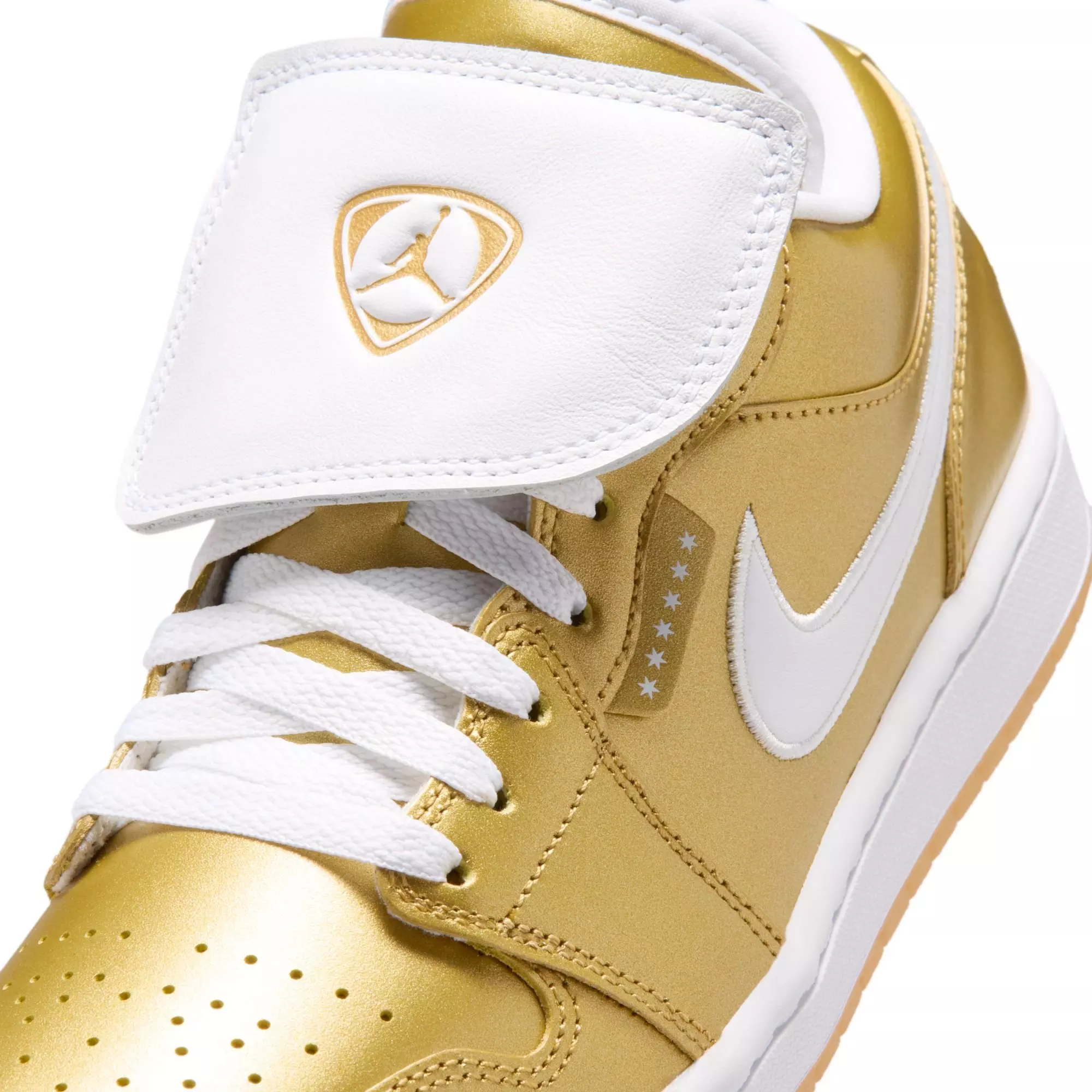 Jordan 1 Low "Gold/White/Gum Yellow" Women's Shoe - GOLD/WHITE