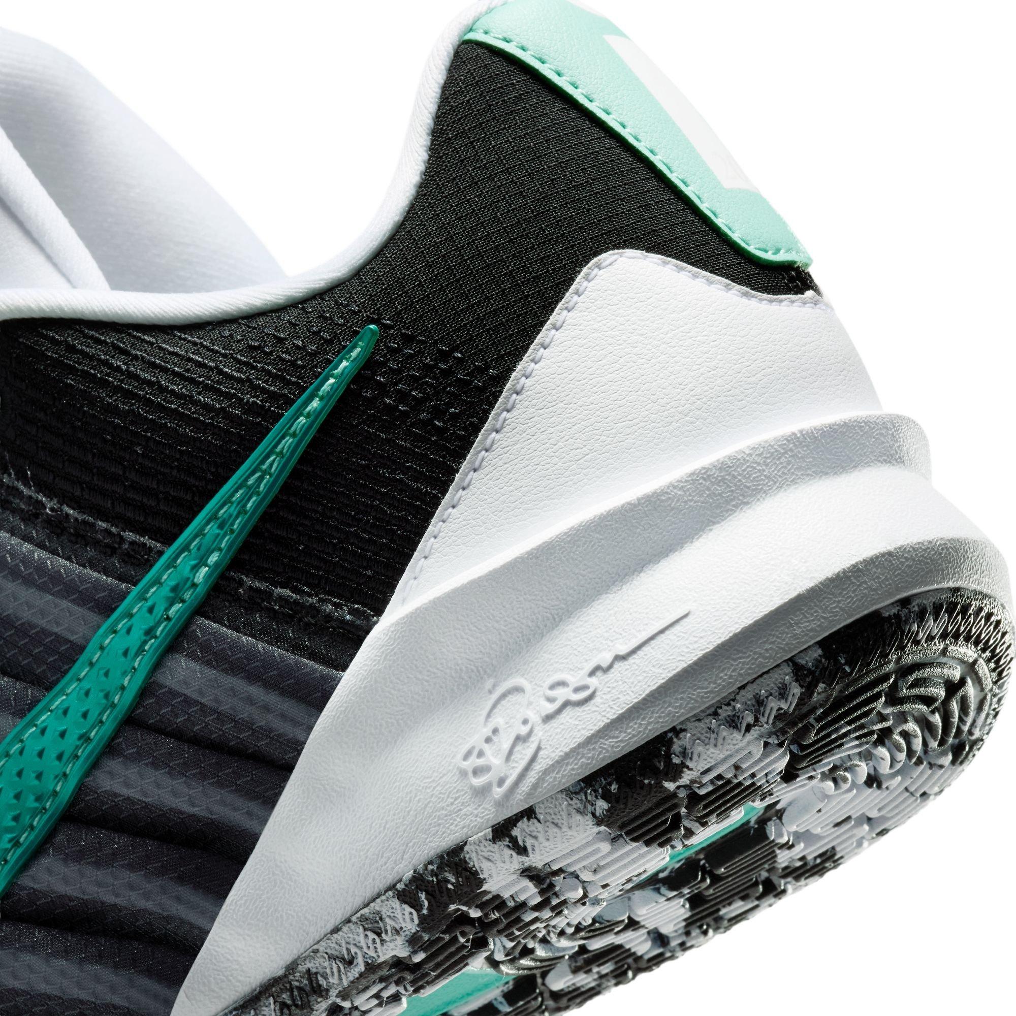 Nike Sabrina 3 "Big Ellie" Basketball Shoe - MINT/BLACK/WHITE Thumbnail View 6