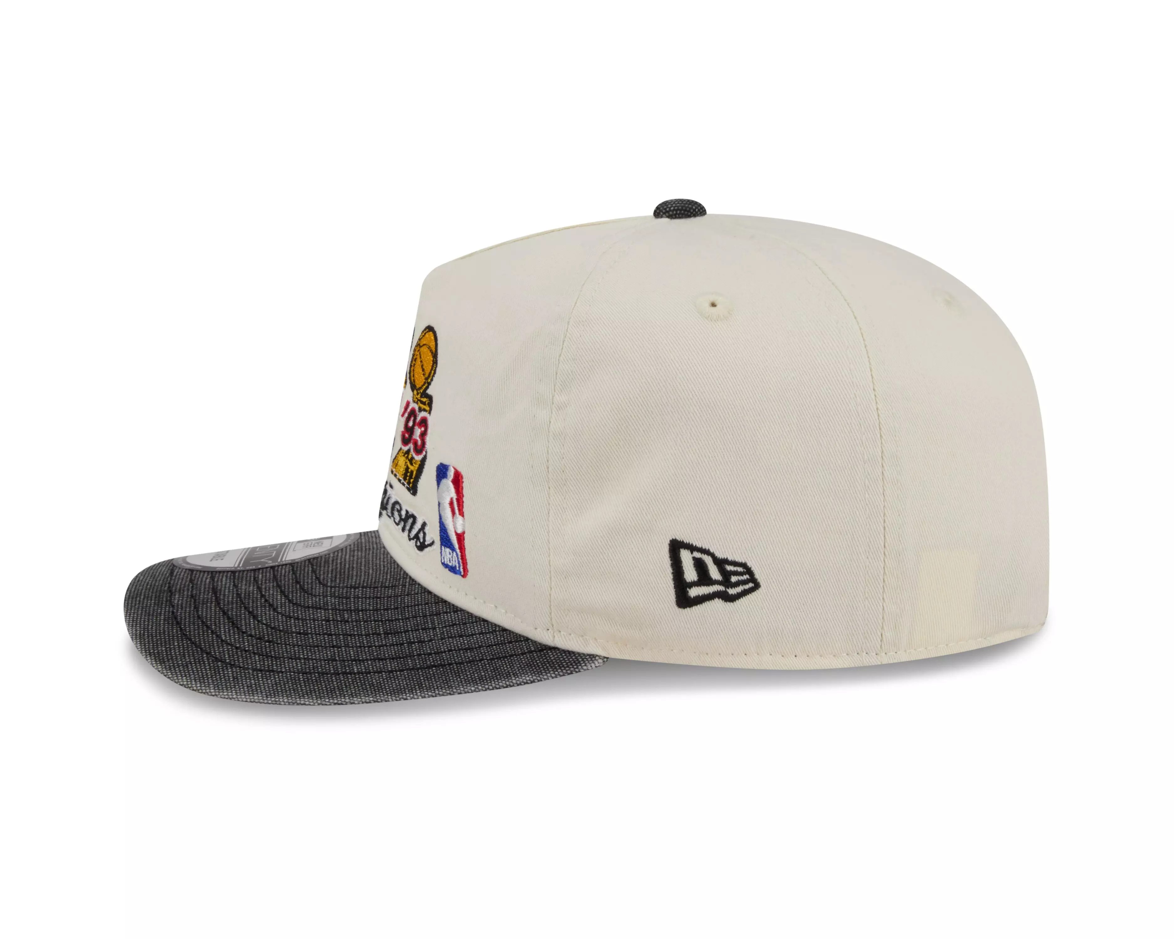 New Era Chicago Bulls 19TWENTY Hardwood Classic Snapback Hat-White/Black - WHITE/BLACK