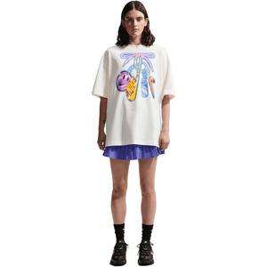 Nike Women's Sportswear Classic Oversized Tee