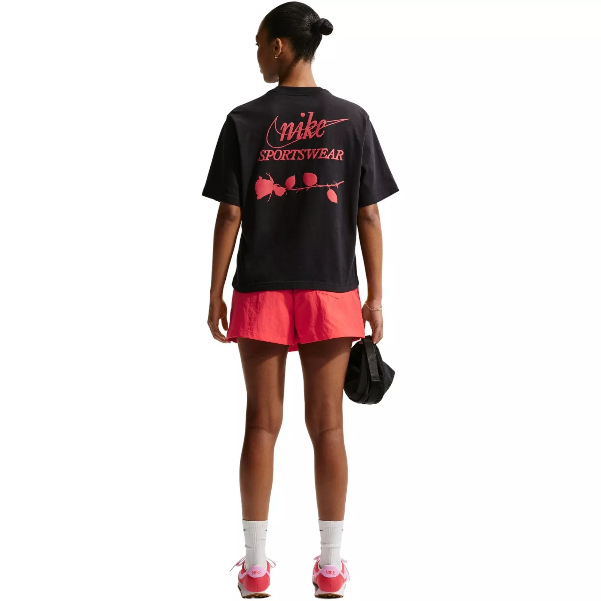 Nike Women's Sportswear Loose Tee-Black - BLACK