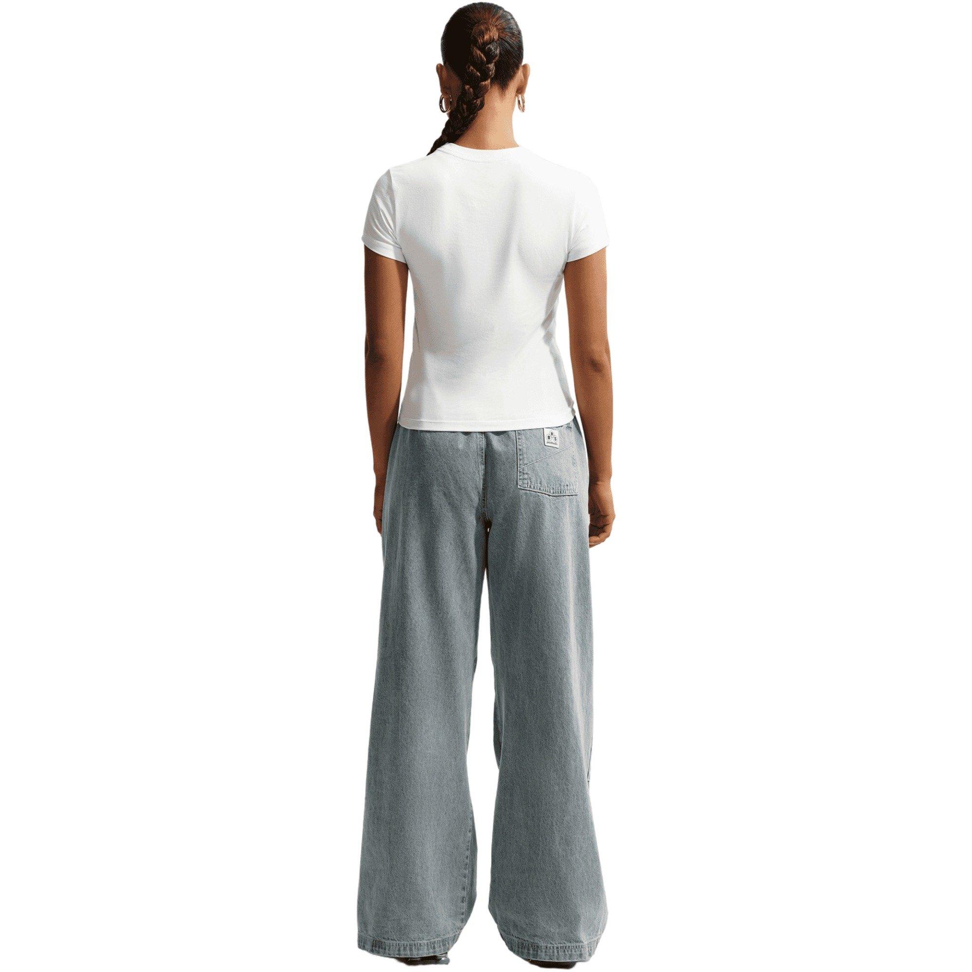 Nike Women's Sportswear Chill Knit Slim Cropped Tee - White - WHITE Thumbnail View 2