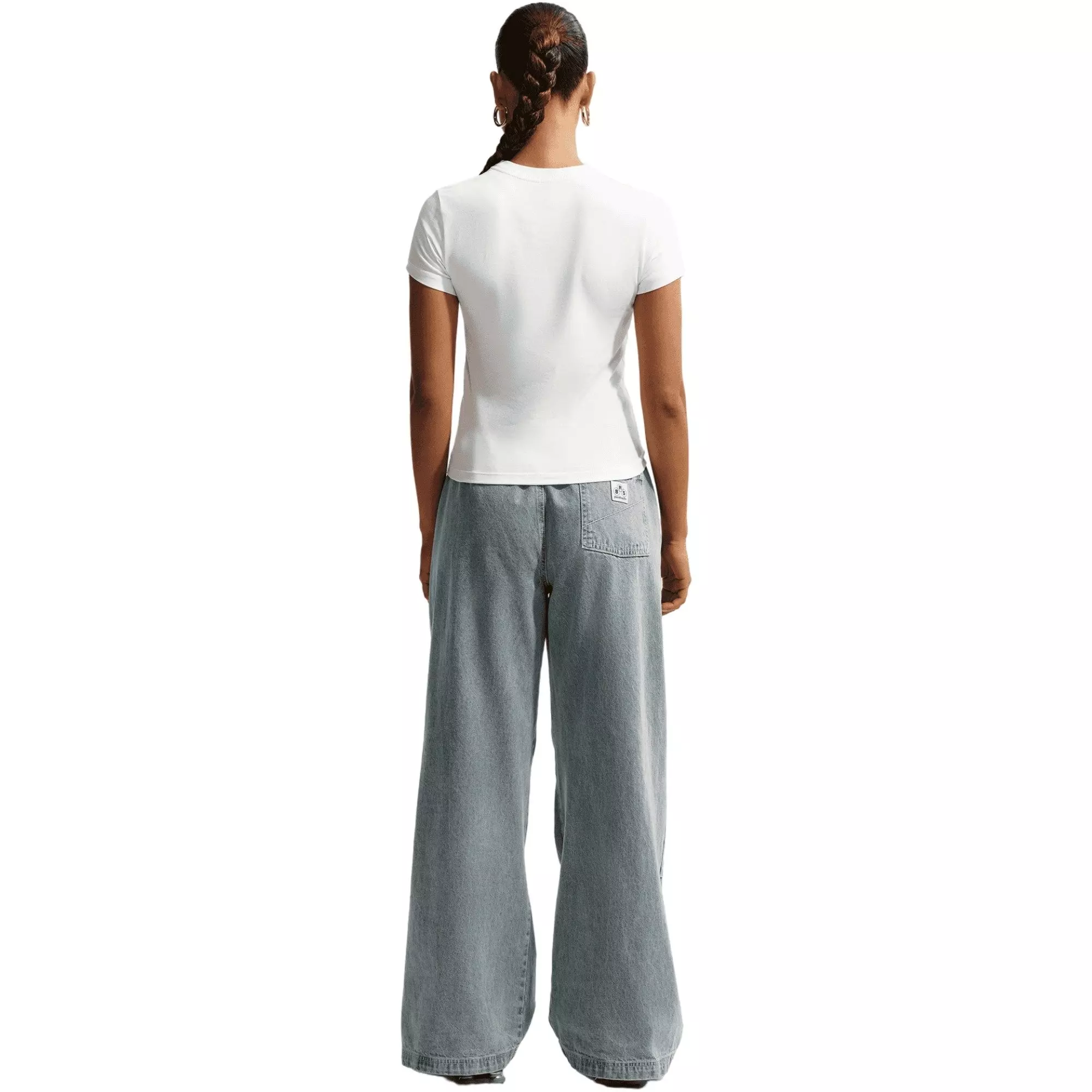 Nike Women's Sportswear Chill Knit Slim Cropped Tee - White - WHITE