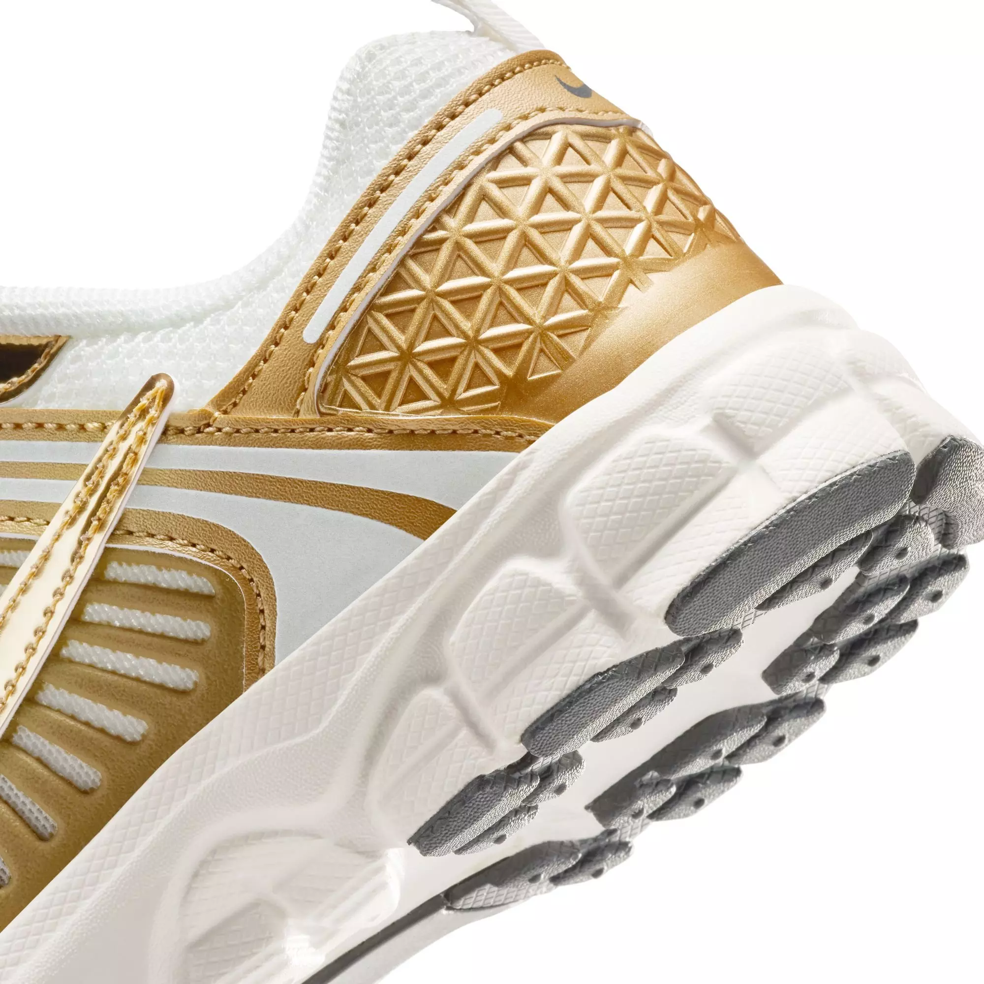 Nike Vomero 5 "Sail/Metallic Gold/Anthracite" Preschool Girls' Shoe - GOLD