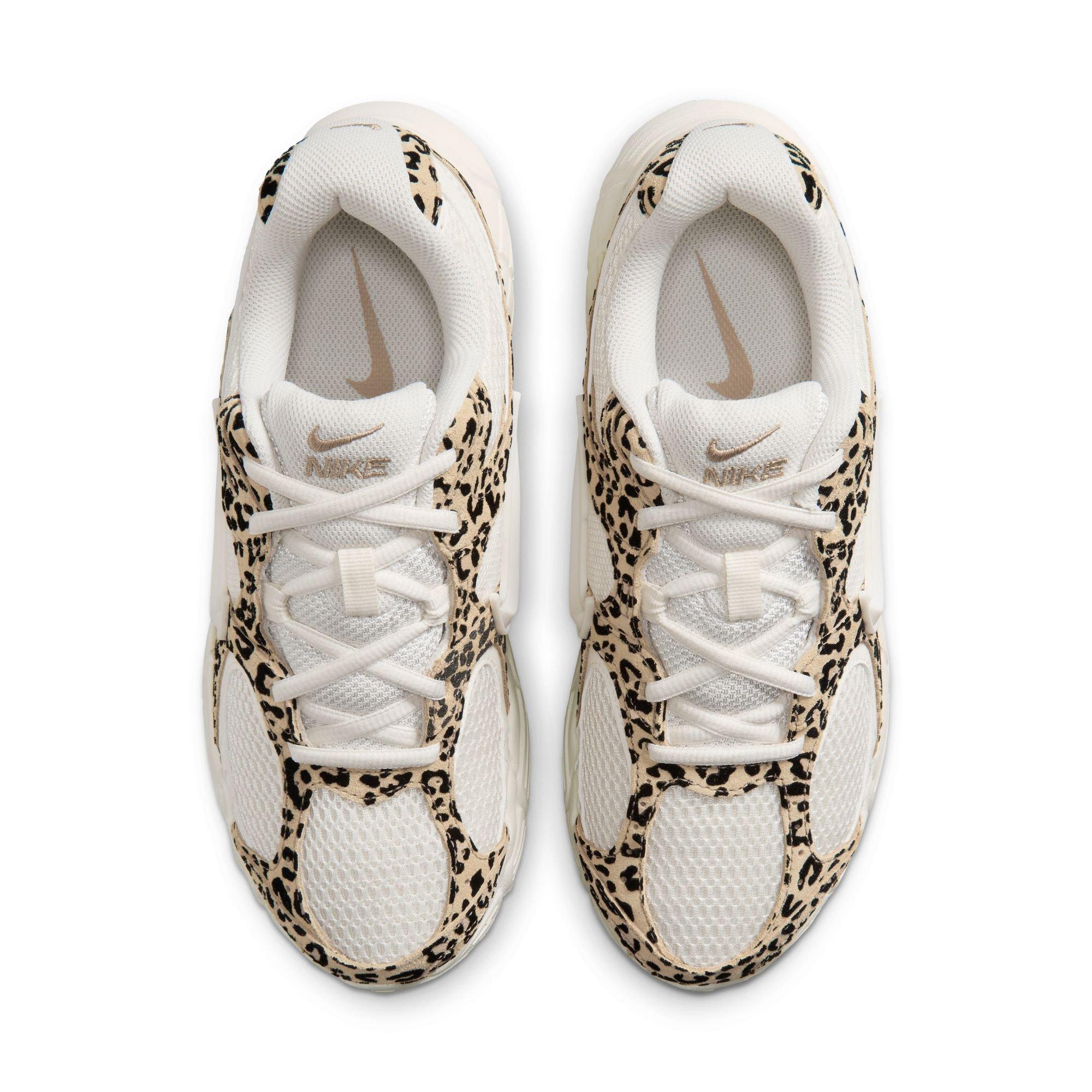 Nike V5 RNR Suede "Sail/Hemp" Women's Shoe - MULTI-COLOR Thumbnail View 6