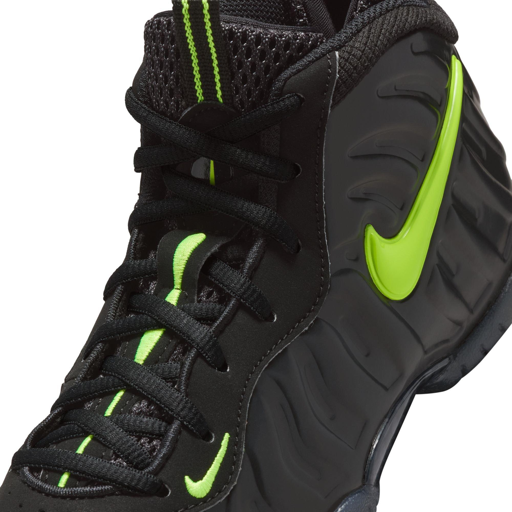 Nike Air Foamposite Pro "Voltage" Preschool Kids' Shoe - BLACK/VOLTAGE YELLOW Thumbnail View 5