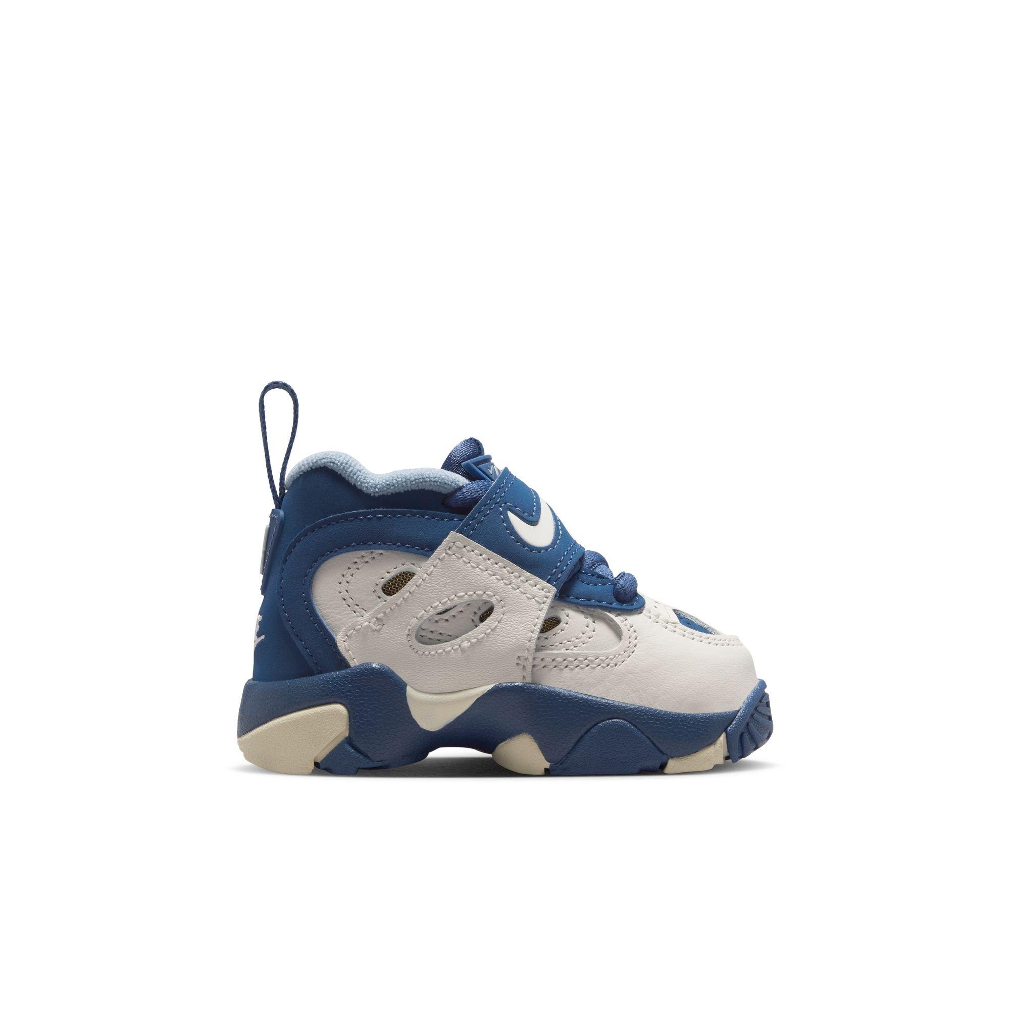 Nike Air Diamond Turf II "Royals" Toddler Kids' Shoe - SAIL/MYSTIC NAVY/BLUE GREY/METALLIC GOLD Thumbnail View 3