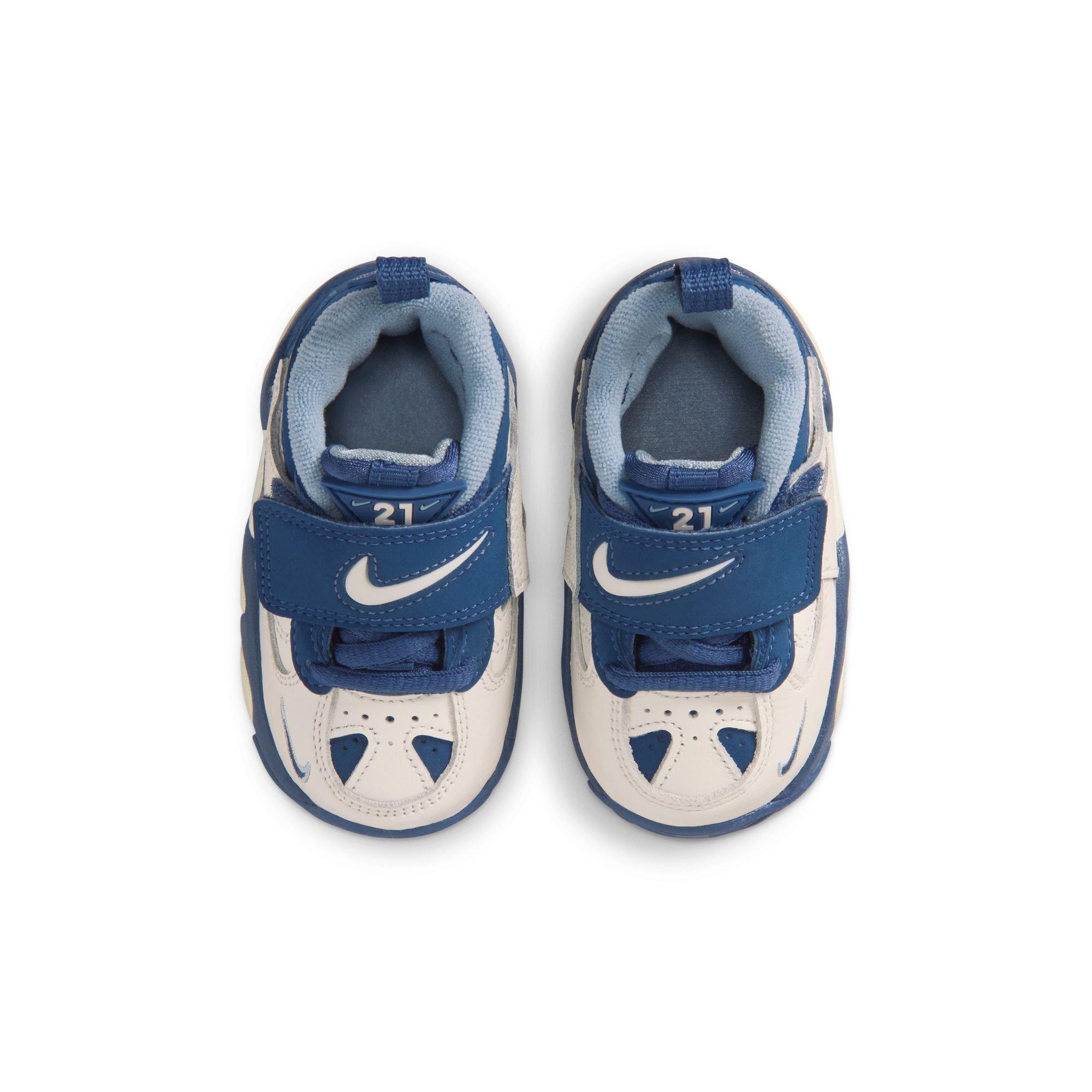 Nike Air Diamond Turf II "Royals" Toddler Kids' Shoe - SAIL/MYSTIC NAVY/BLUE GREY/METALLIC GOLD Thumbnail View 11
