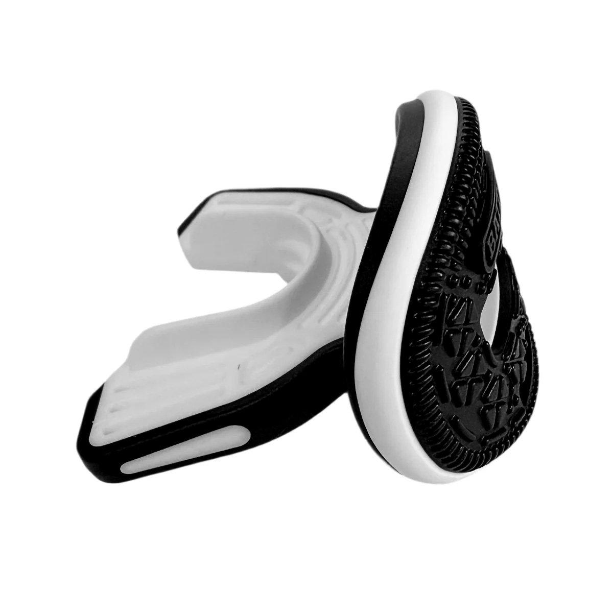 Battle Sports 3D Cookie Speed Football Mouthguard - BLACK/WHITE