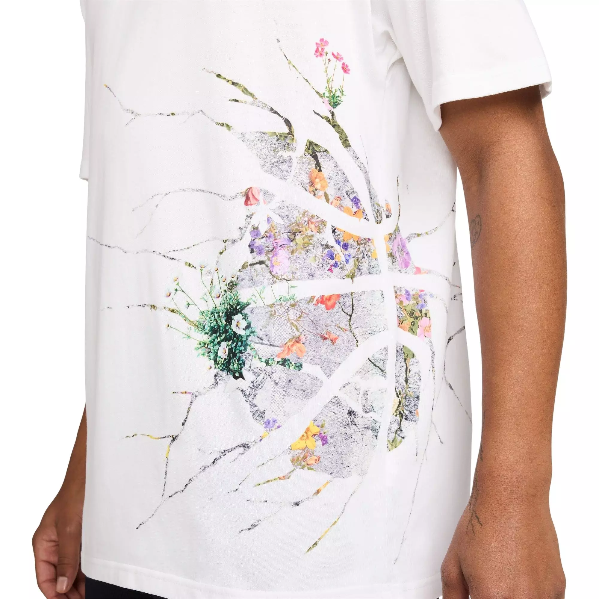 Nike Men's Basketball Tee - White - WHITE