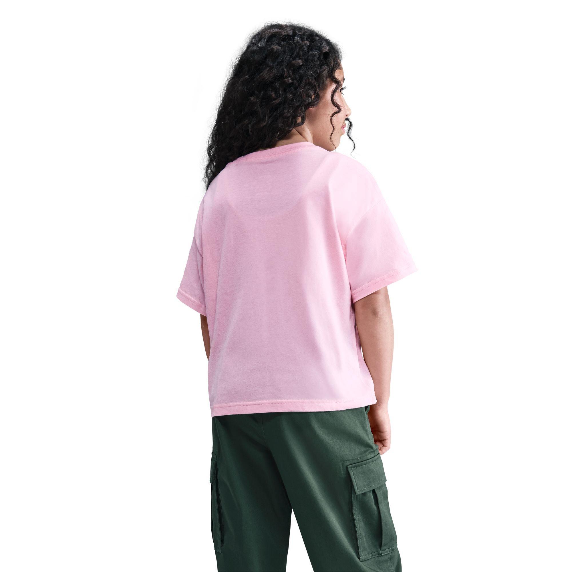 Nike Sportswear Essential Big Girls' Tee