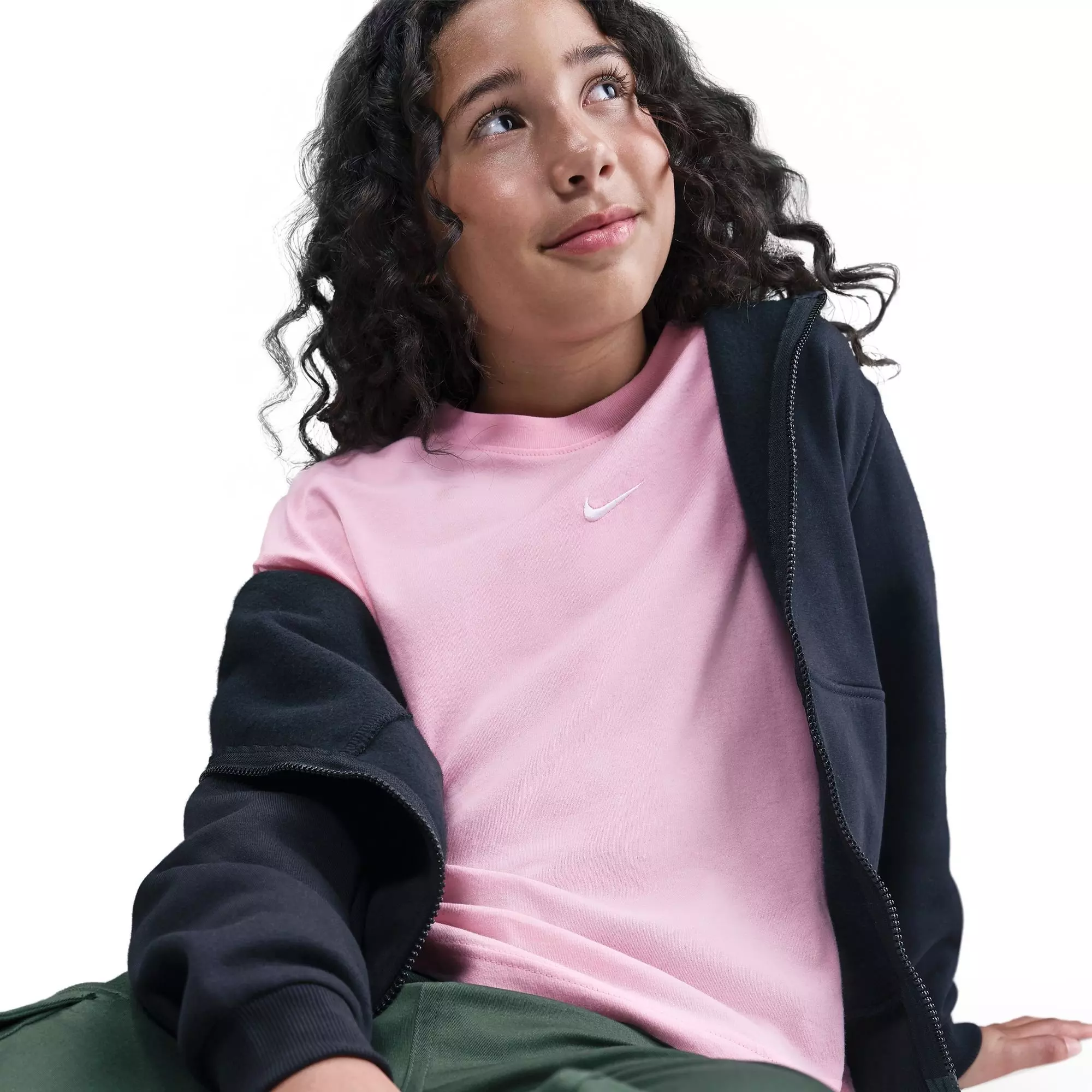 Nike Big Girls' Sportswear Essential Tee - PINK
