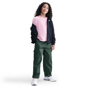 Nike Big Girls' Sportswear Essential Tee