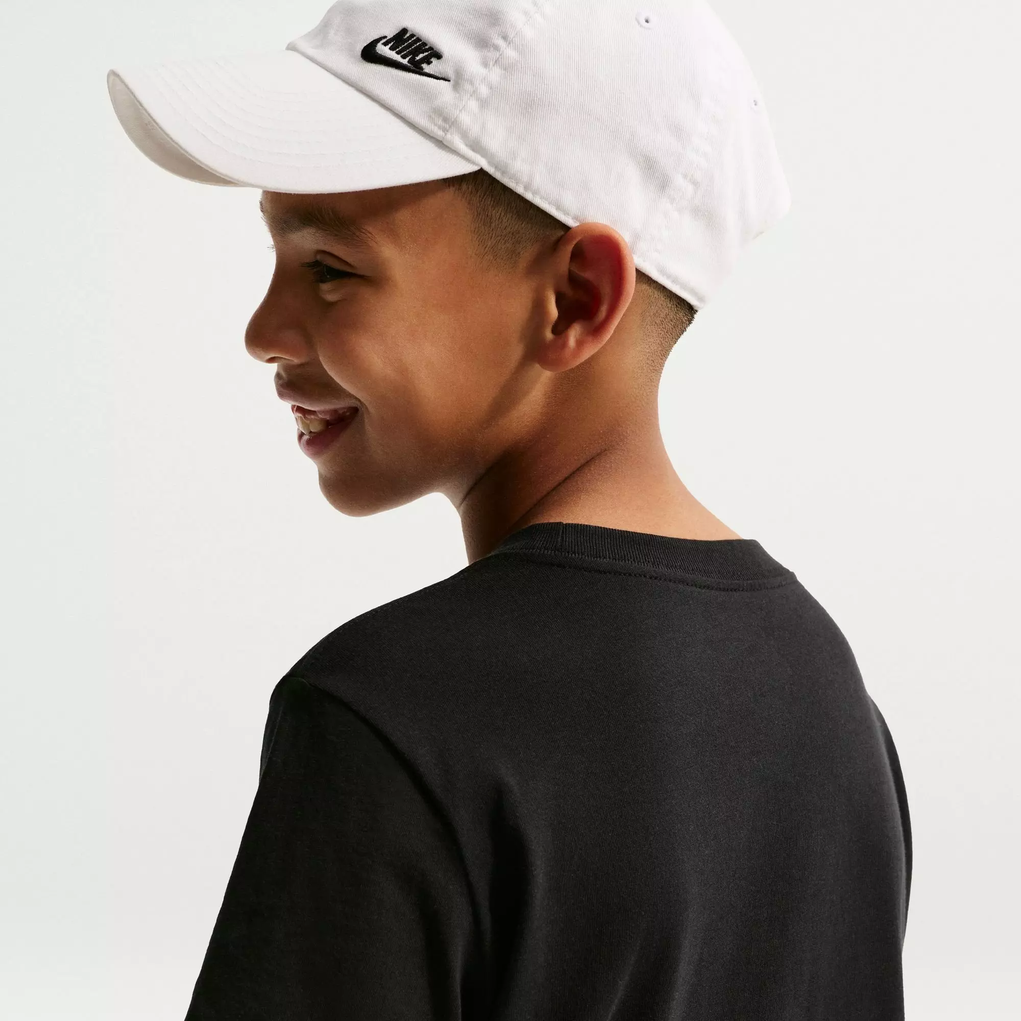 Nike Big Boy's Script Tee - Black - BLACK