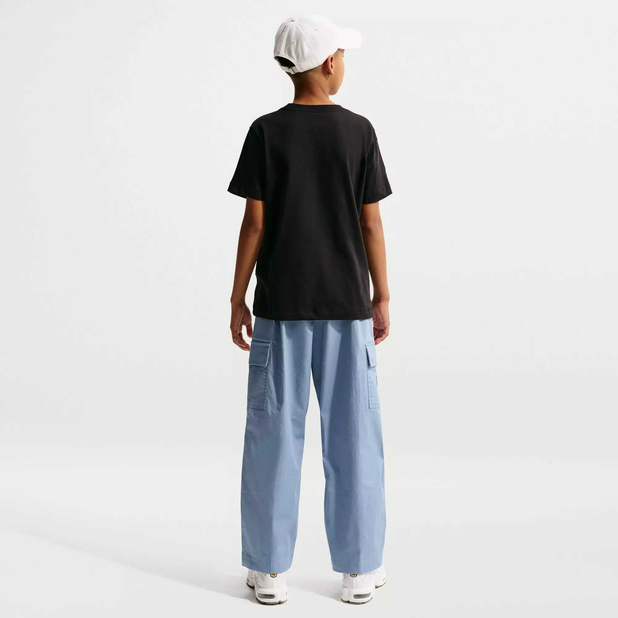 Nike Big Boy's Script Tee - Black - BLACK