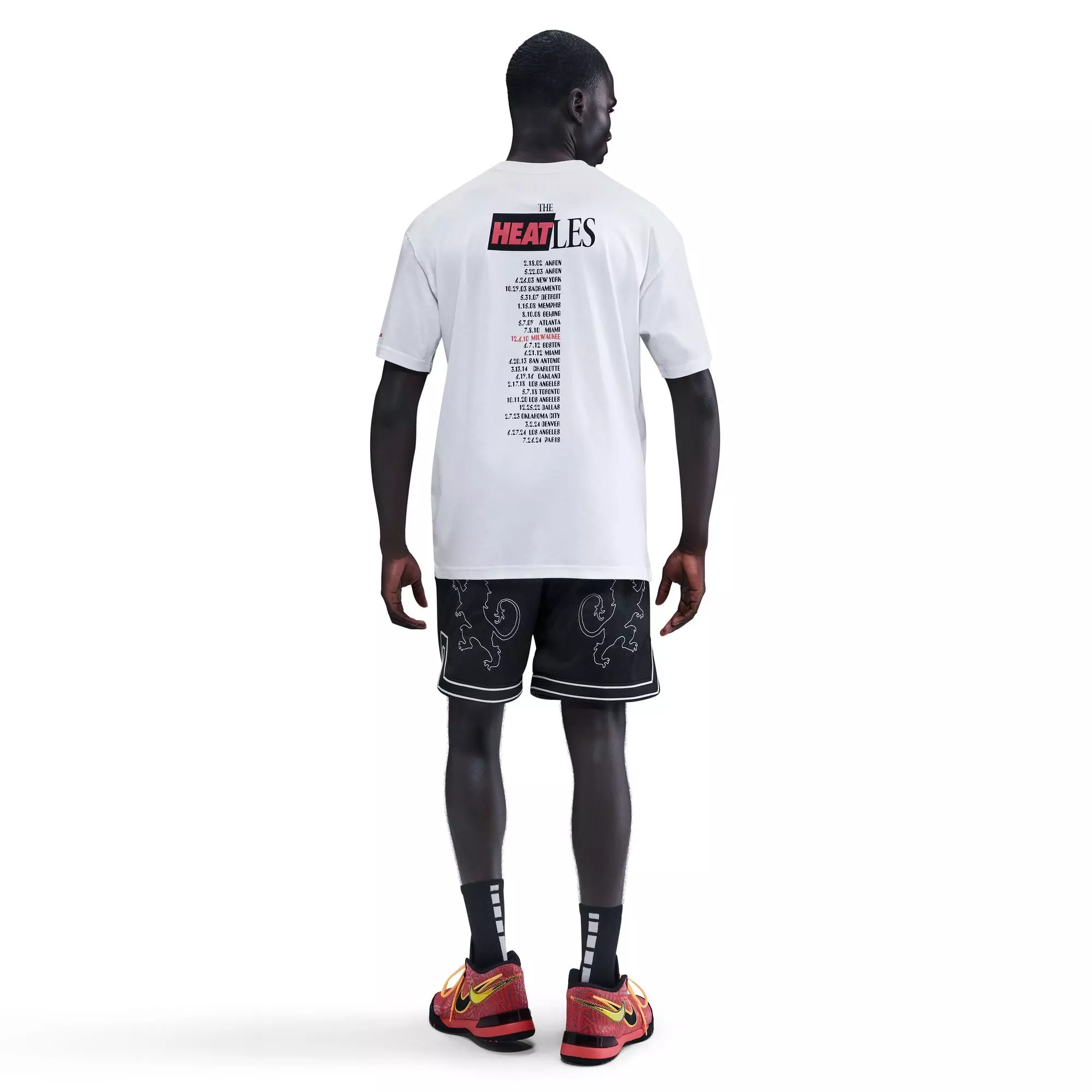 Nike LeBron "Heat Wave" Men's Basketball Tee - WHITE