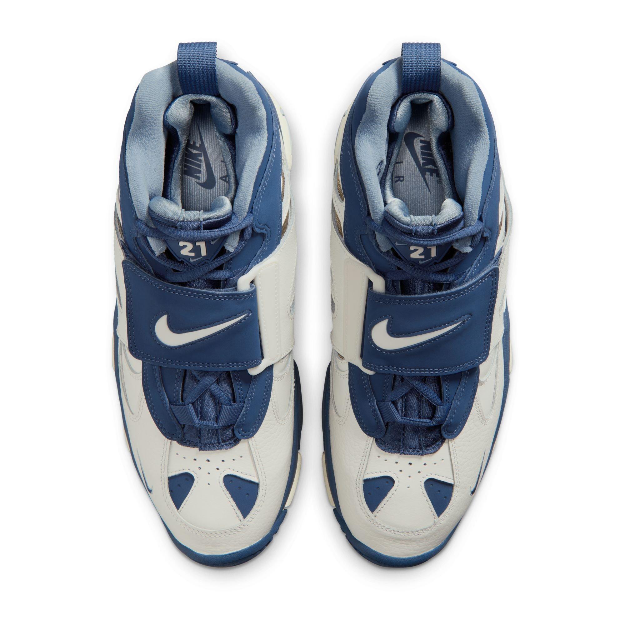 Nike Air Diamond Turf II "Royals" Men's Shoe - SAIL/MYSTIC NAVY/BLUE GREY/METALLIC GOLD Thumbnail View 11