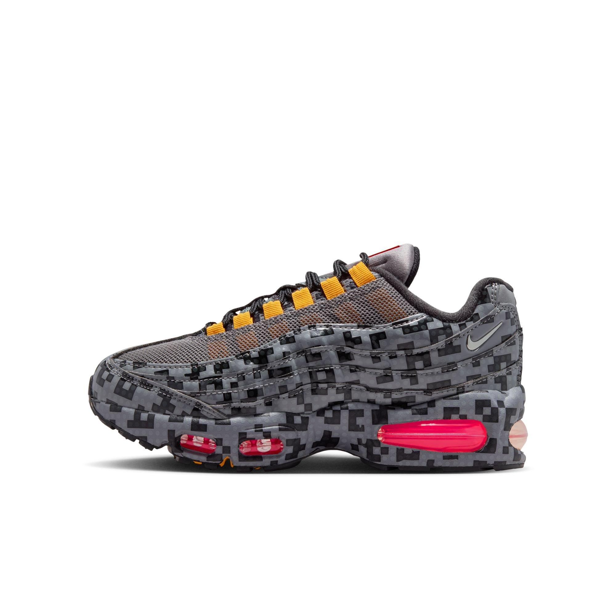 Nike Air Max 95 x LEGO Collection "Pixel Camo" Grade School Kids' Shoe - SMOKE GREY/METALLIC SILVER/BLACK Thumbnail View 3