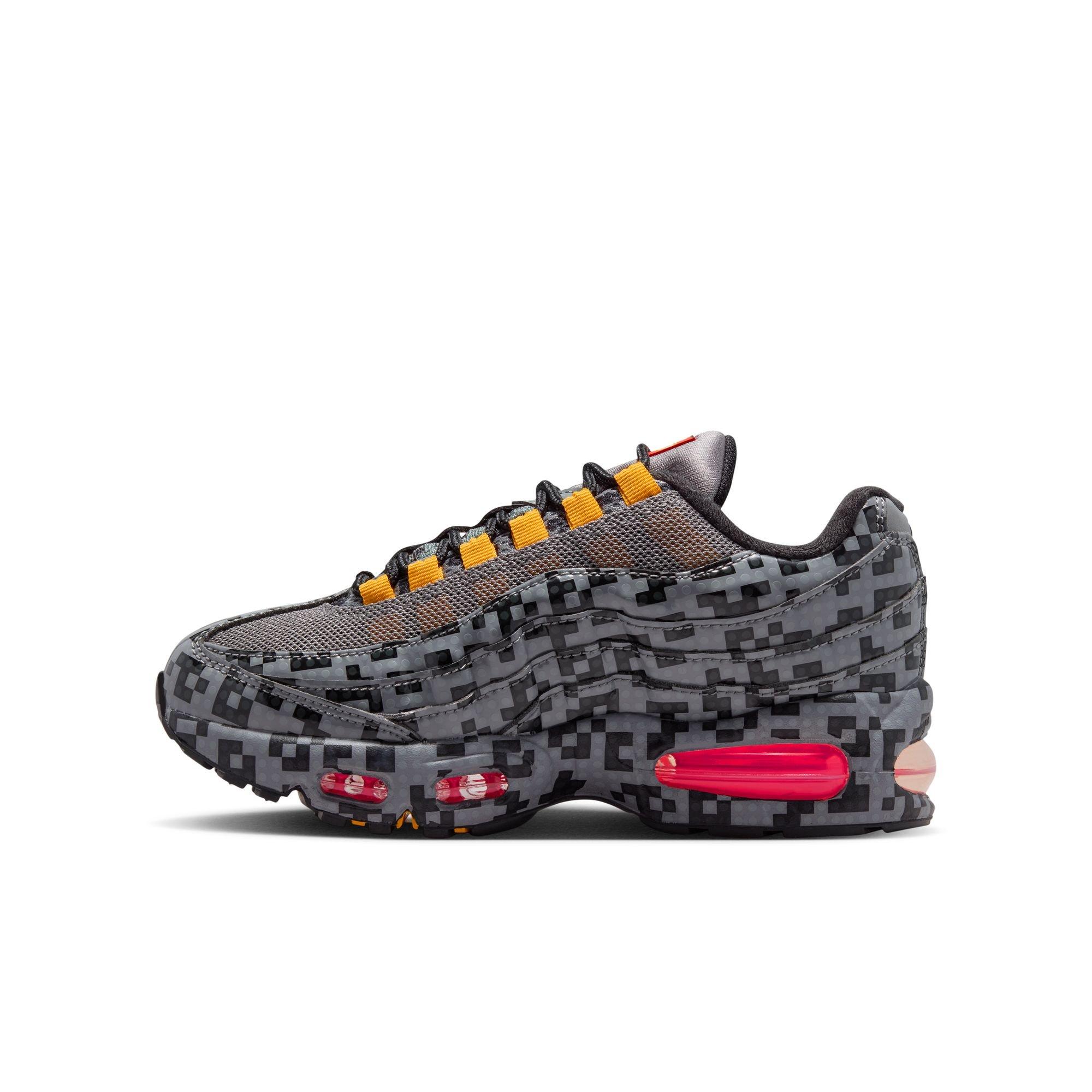 Nike Air Max 95 x LEGO Collection "Pixel Camo" Grade School Kids' Shoe - SMOKE GREY/METALLIC SILVER/BLACK Thumbnail View 4