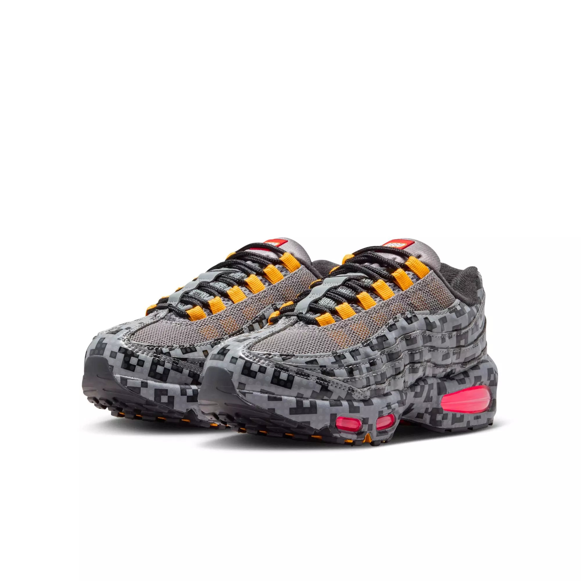 Nike Air Max 95 x LEGO Collection "Pixel Camo" Grade School Kids' Shoe - SMOKE GREY/METALLIC SILVER/BLACK
