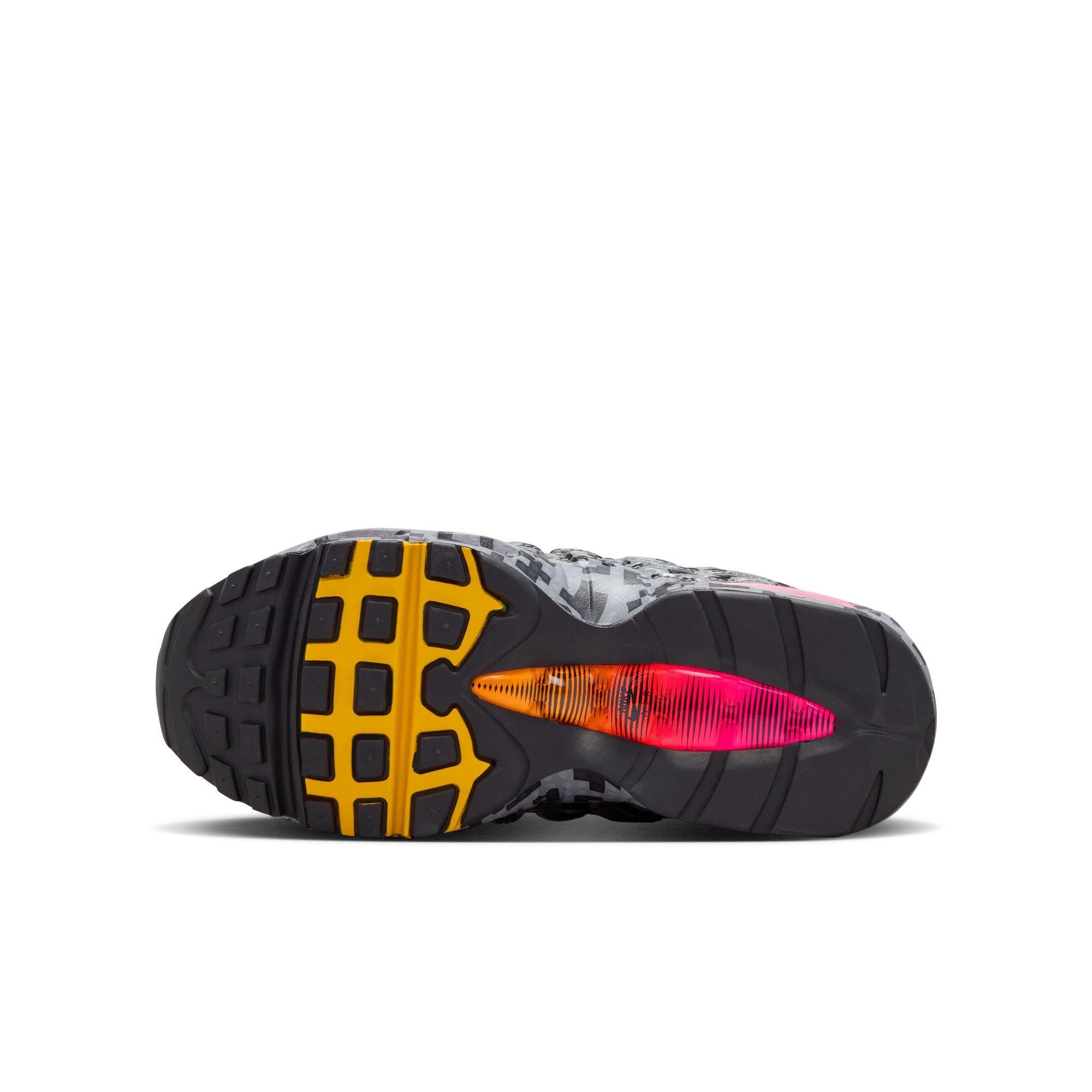 Nike Air Max 95 x LEGO Collection "Pixel Camo" Grade School Kids' Shoe - SMOKE GREY/METALLIC SILVER/BLACK Thumbnail View 7