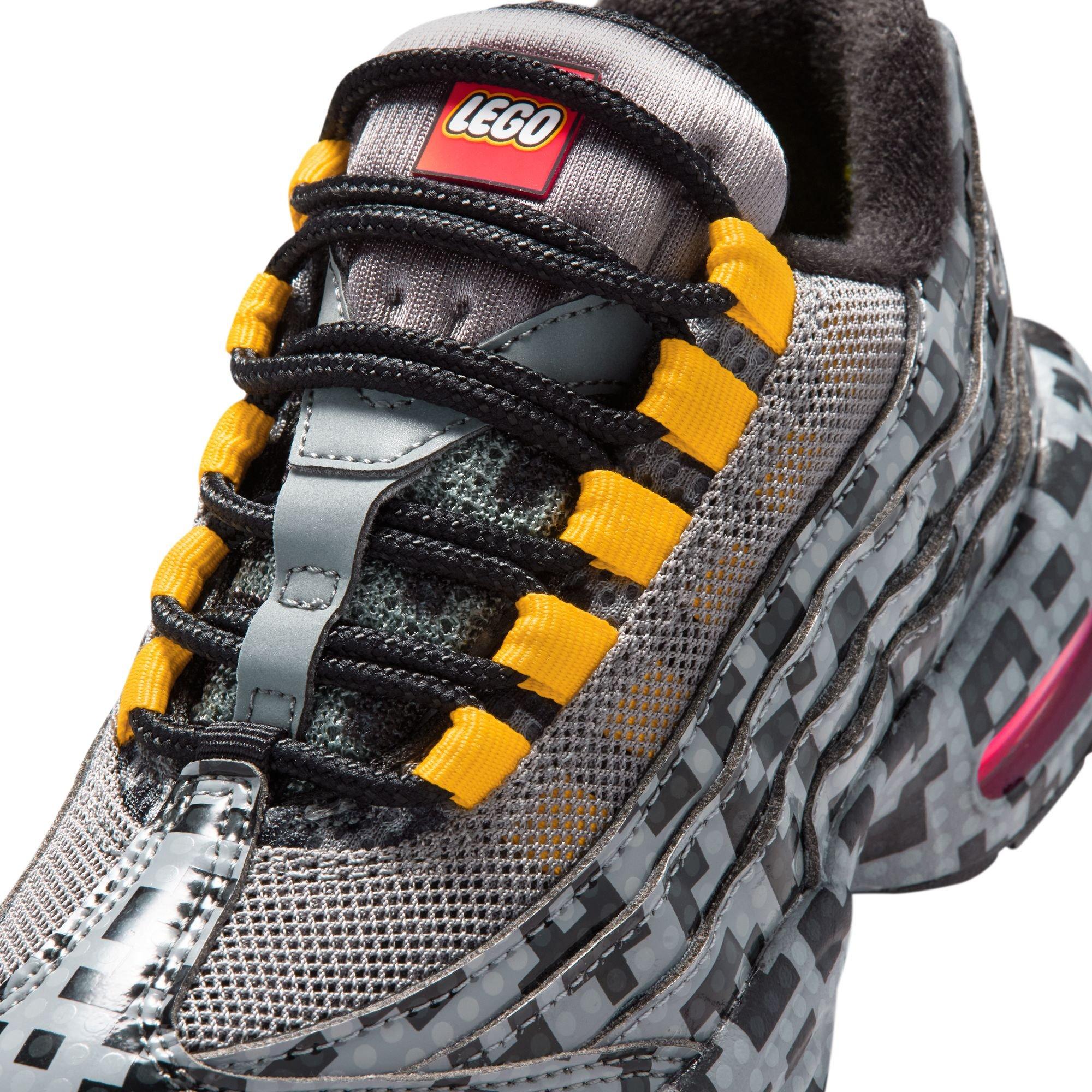 Nike Air Max 95 x LEGO Collection "Pixel Camo" Preschool Kids' Shoe - SMOKE GREY/METALLIC SILVER/BLACK Thumbnail View 10